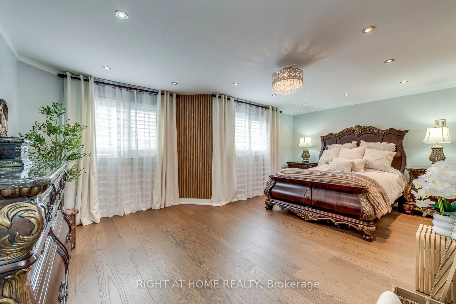 3349 Grand Park Drive