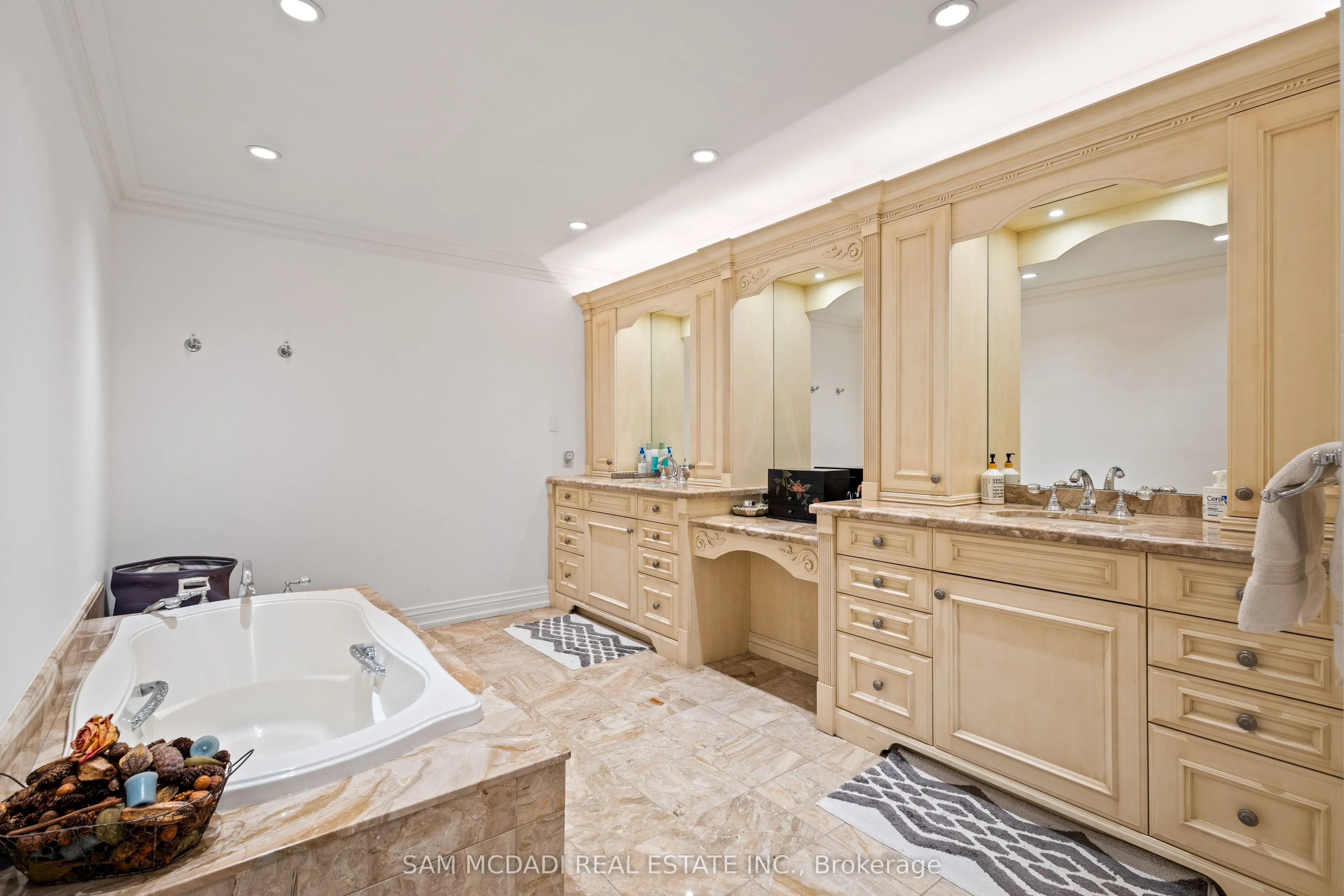 2173 Shawanaga Trail