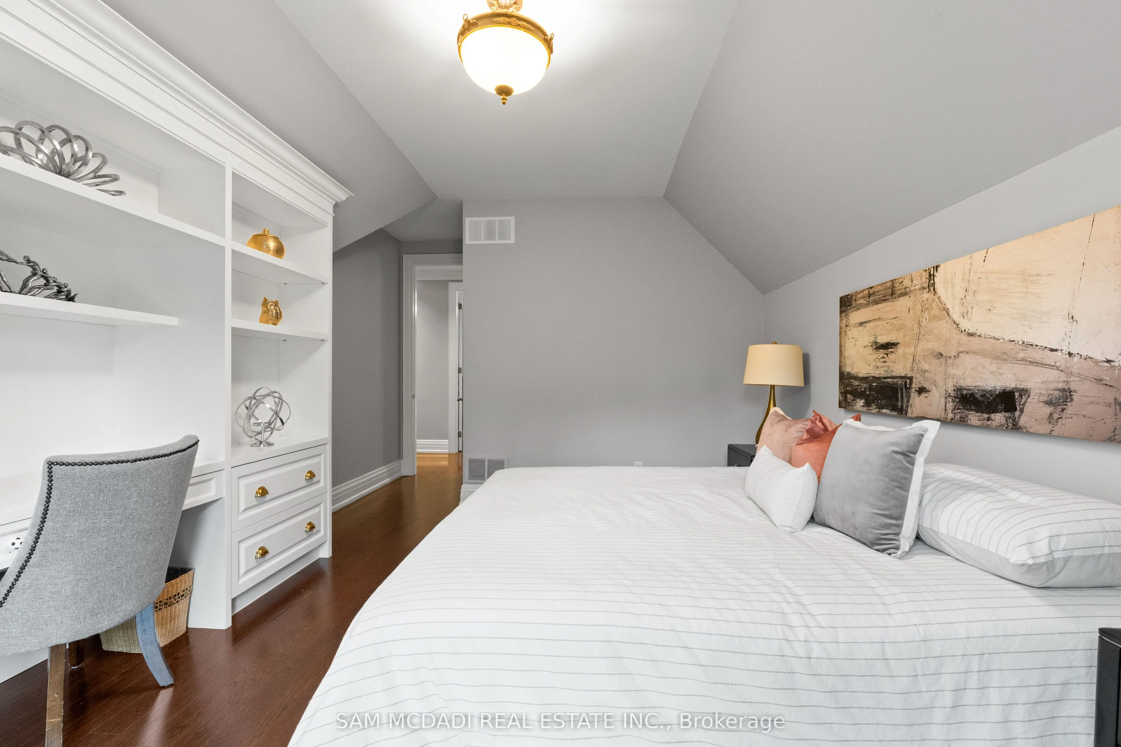 2173 Shawanaga Trail