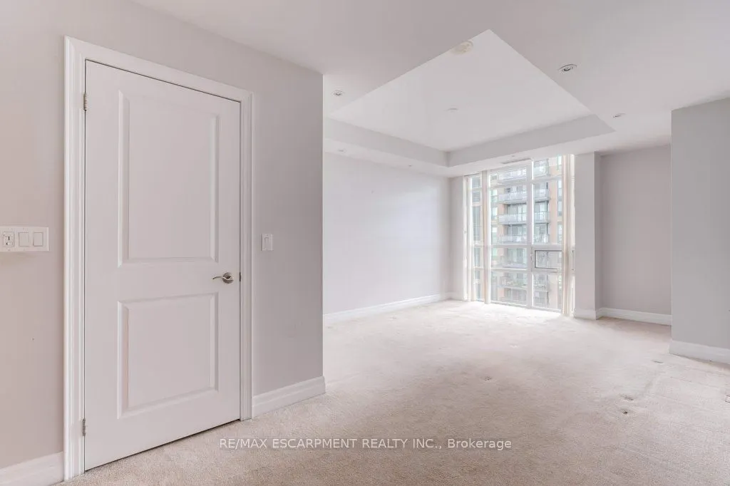360 Pearl Street, #1303