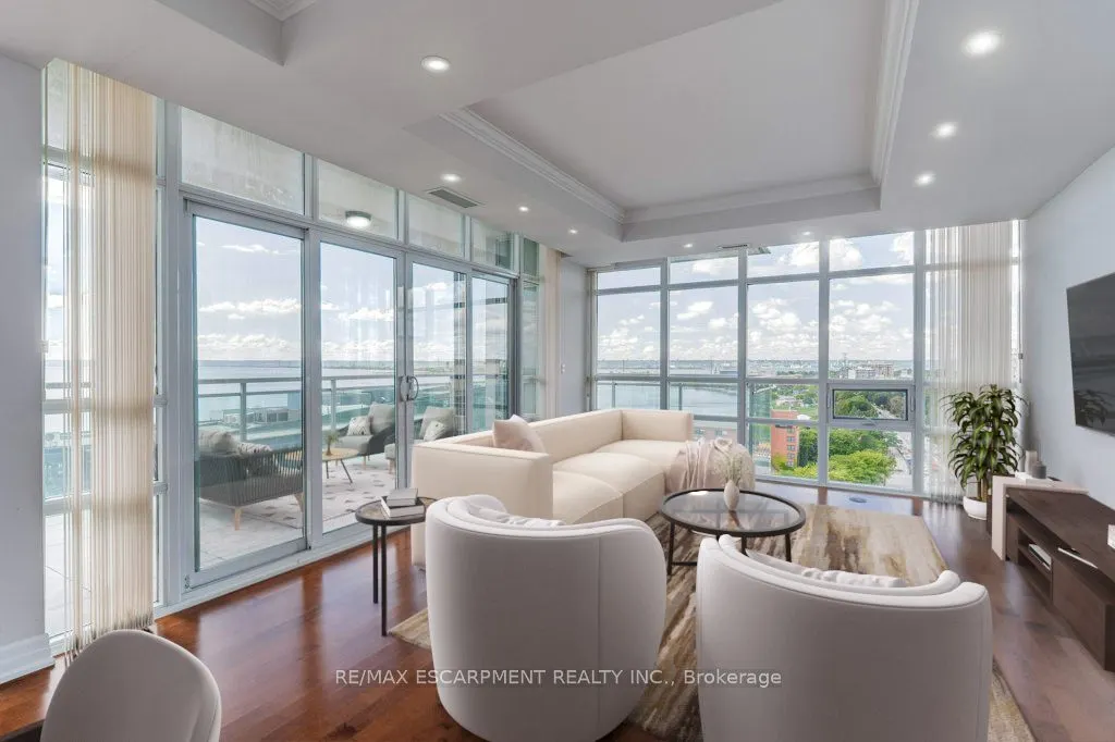 360 Pearl Street, #1303