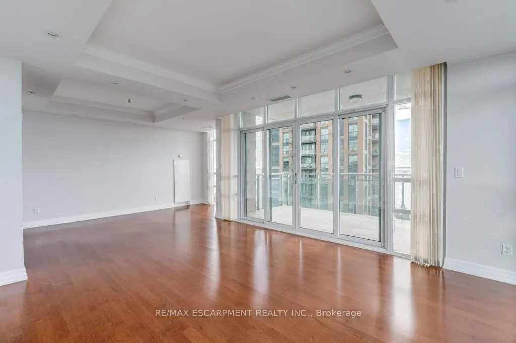 360 Pearl Street, #1303