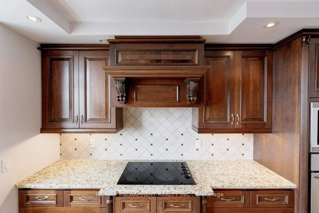 360 Pearl Street, #1303