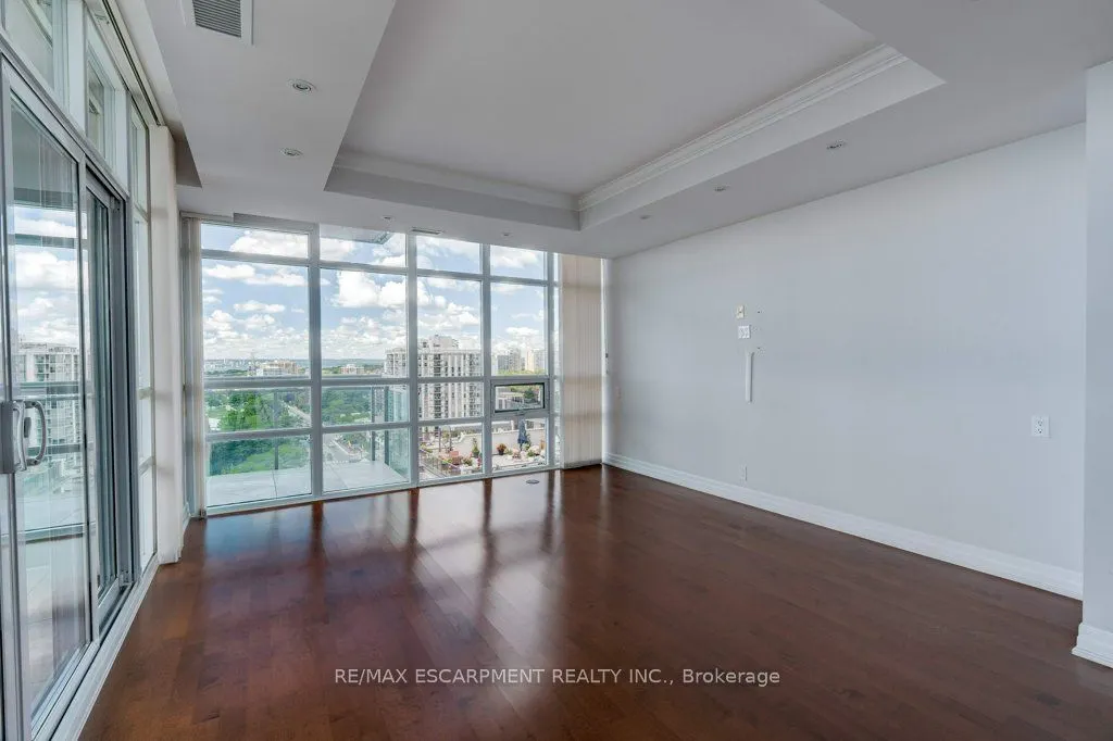 360 Pearl Street, #1303