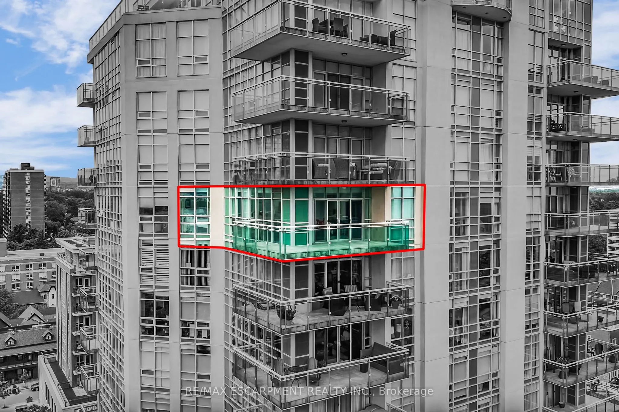 360 Pearl Street, #1303