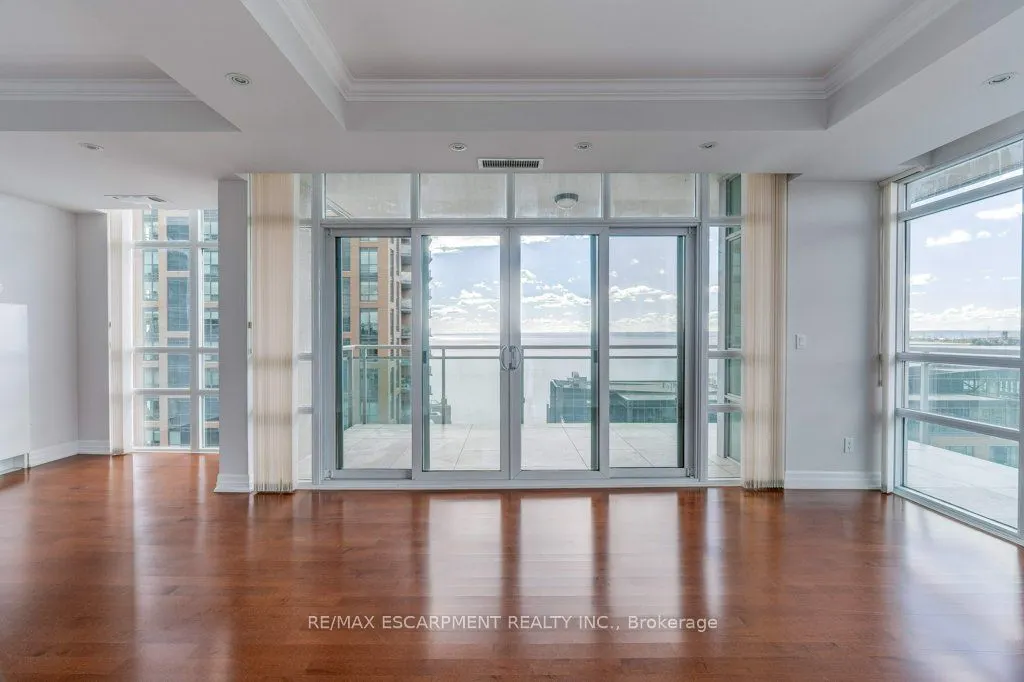 360 Pearl Street, #1303