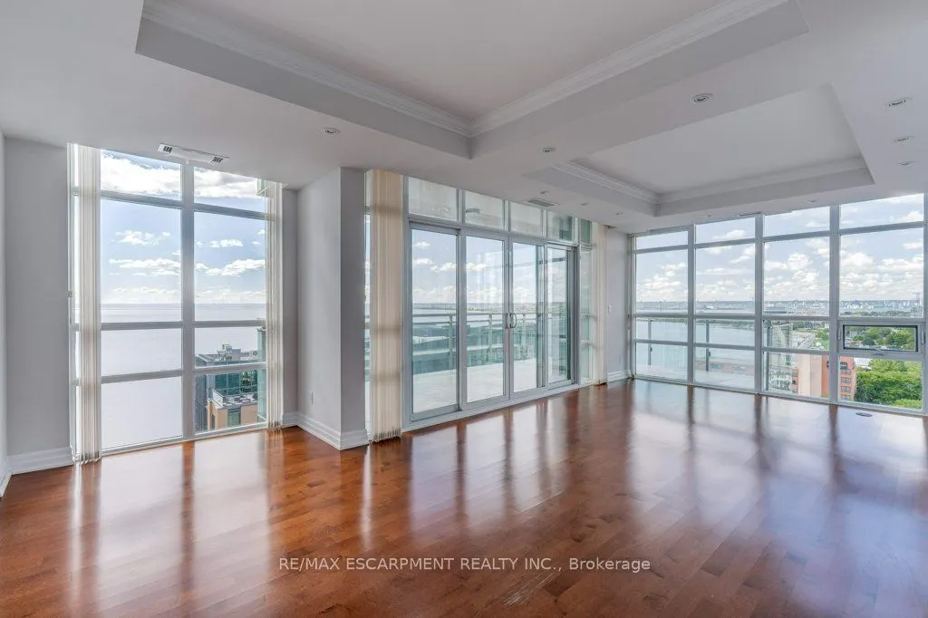 360 Pearl Street, #1303