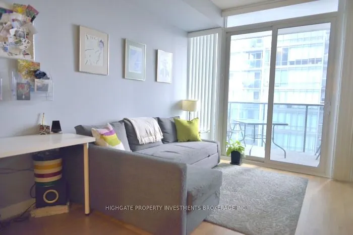90 Park Lawn Road, #1902