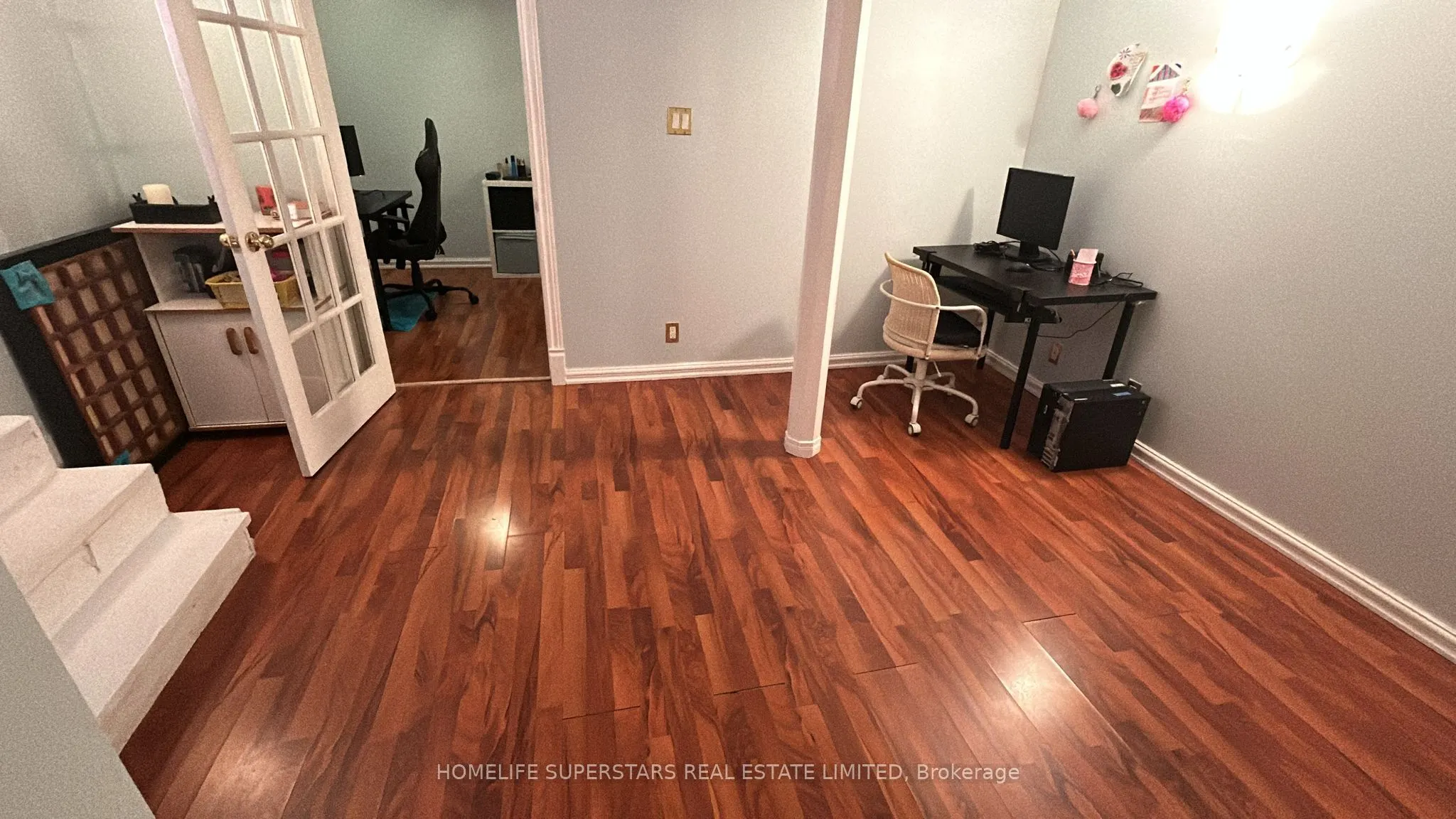1123 Foxglove Place