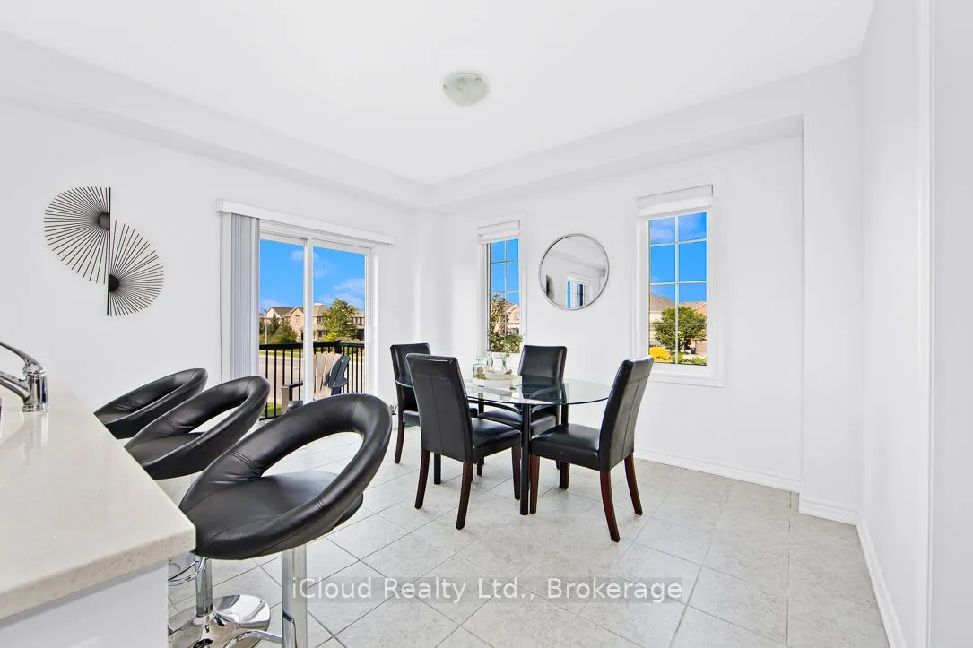 2 Pomarine Way