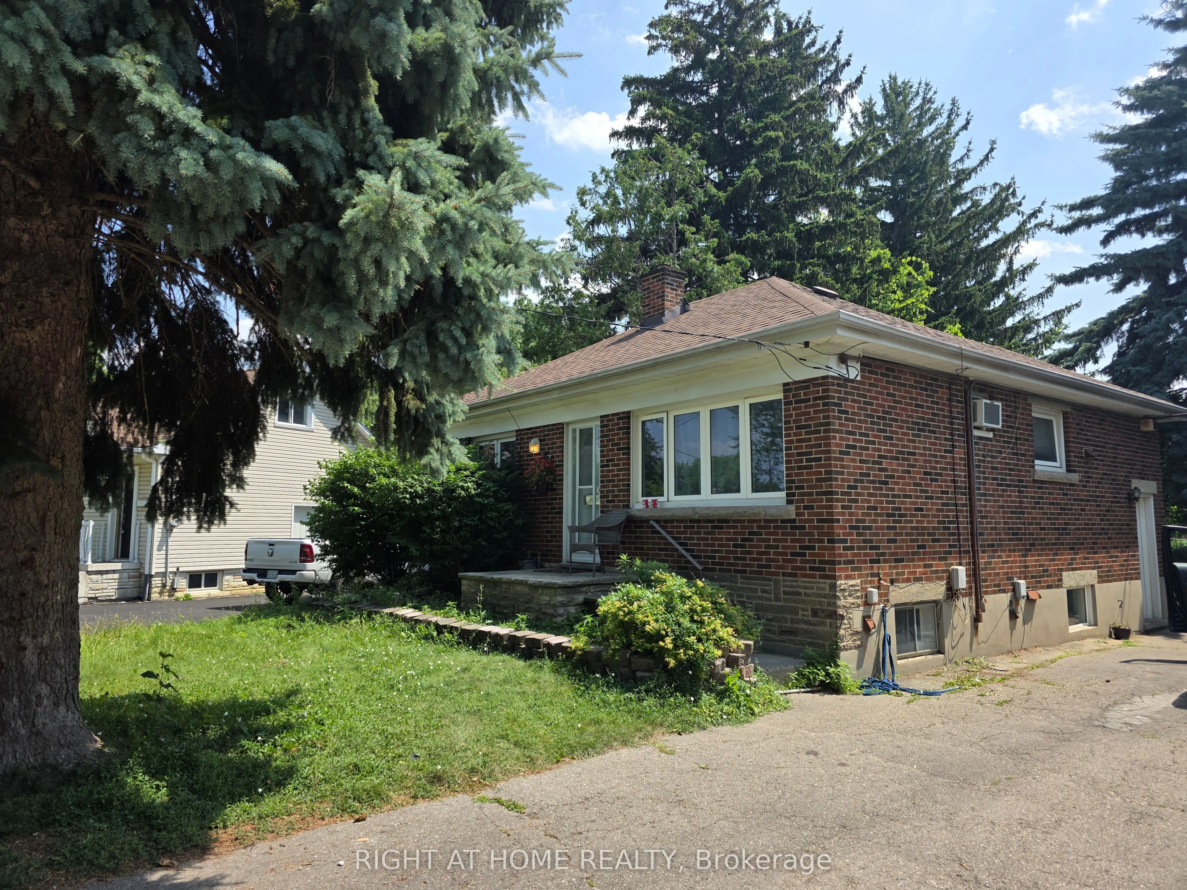 9 Rogers Road