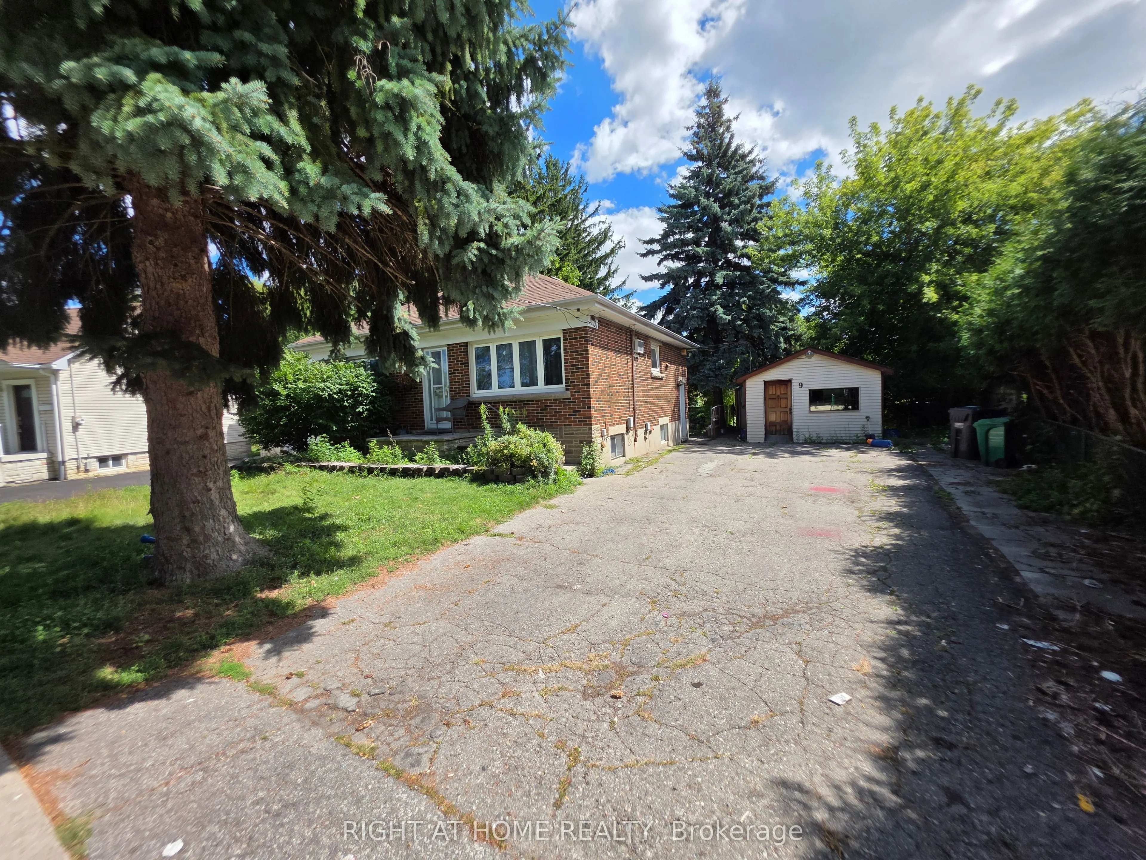 9 Rogers Road