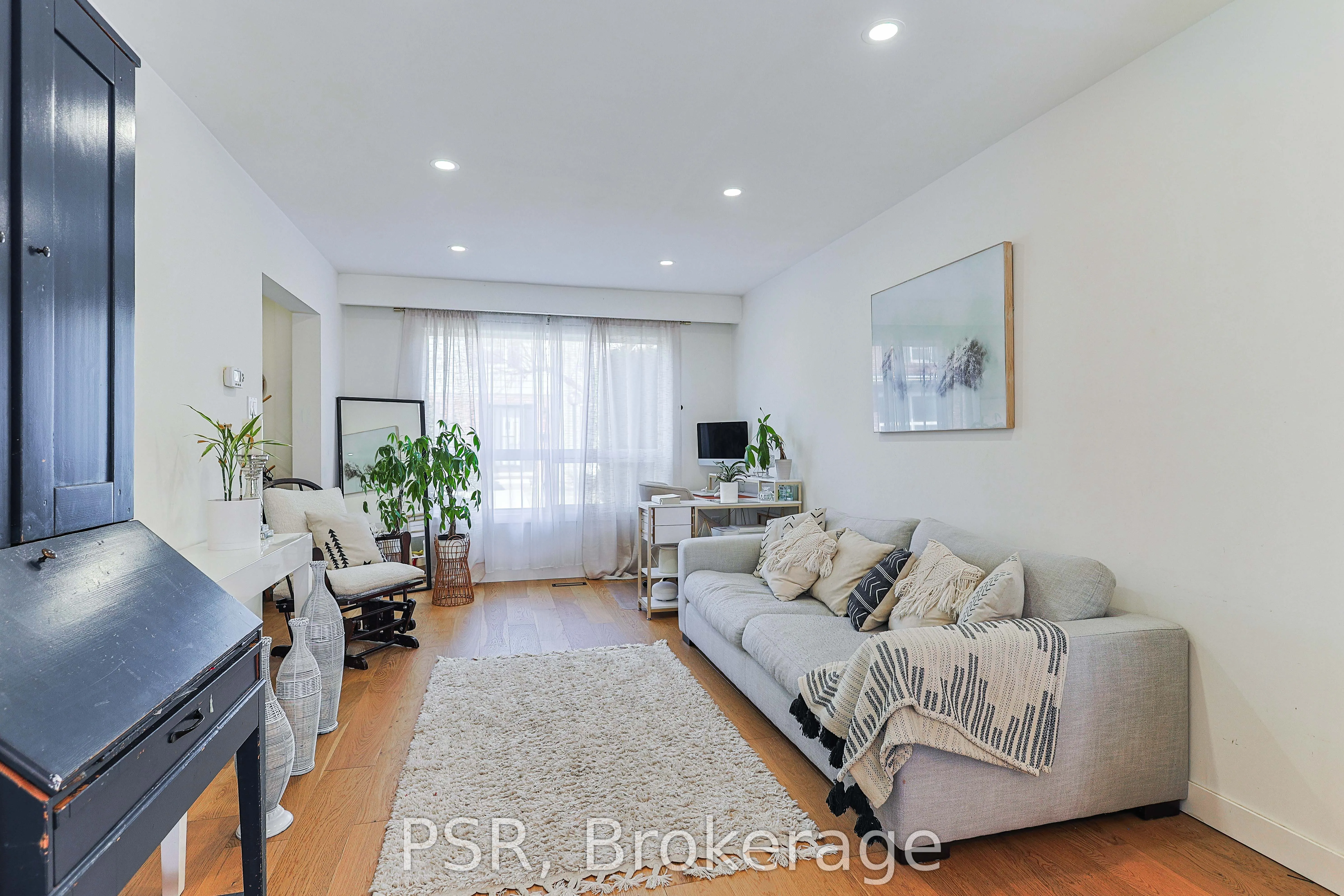 5475 Lakeshore Road #54