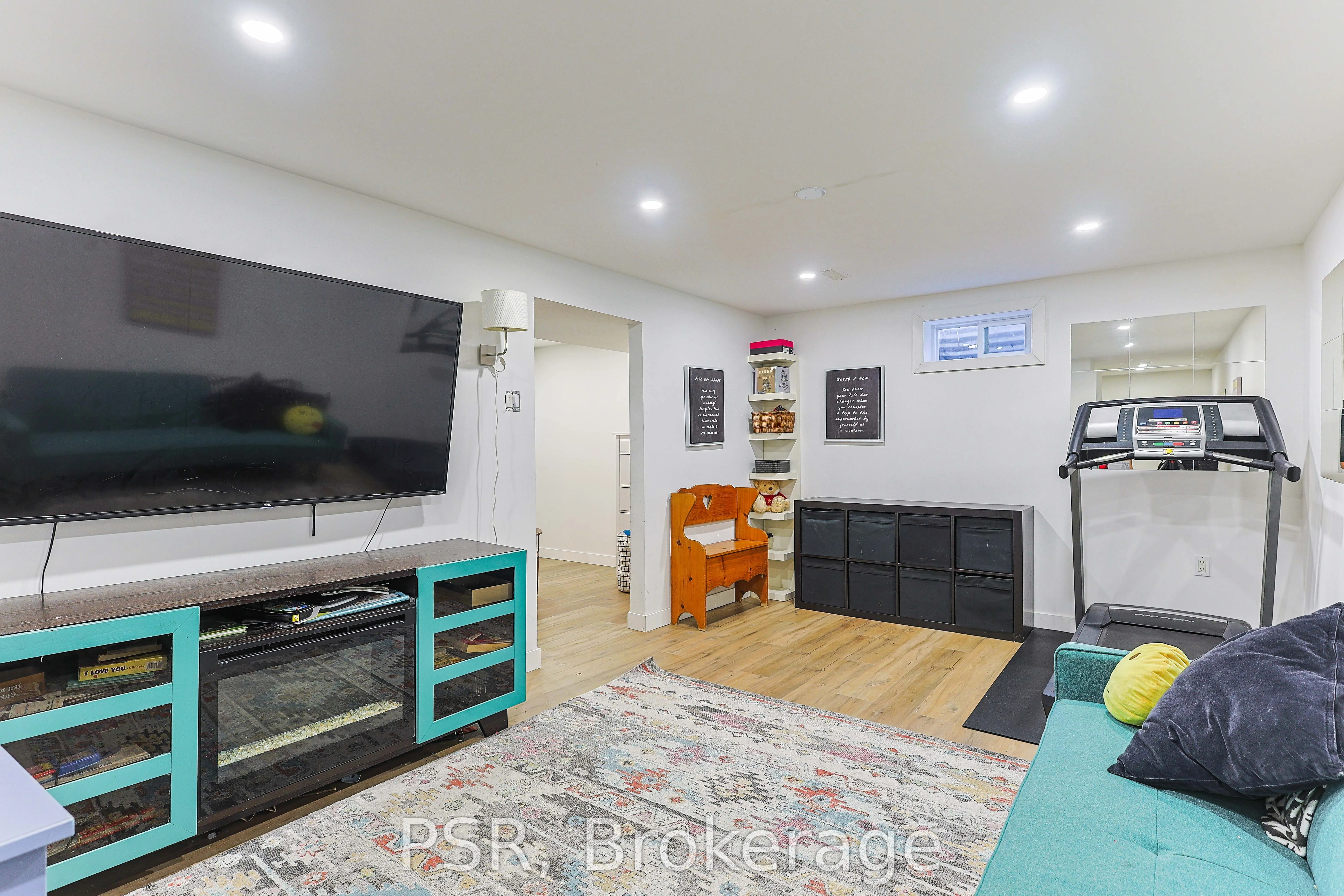 5475 Lakeshore Road #54