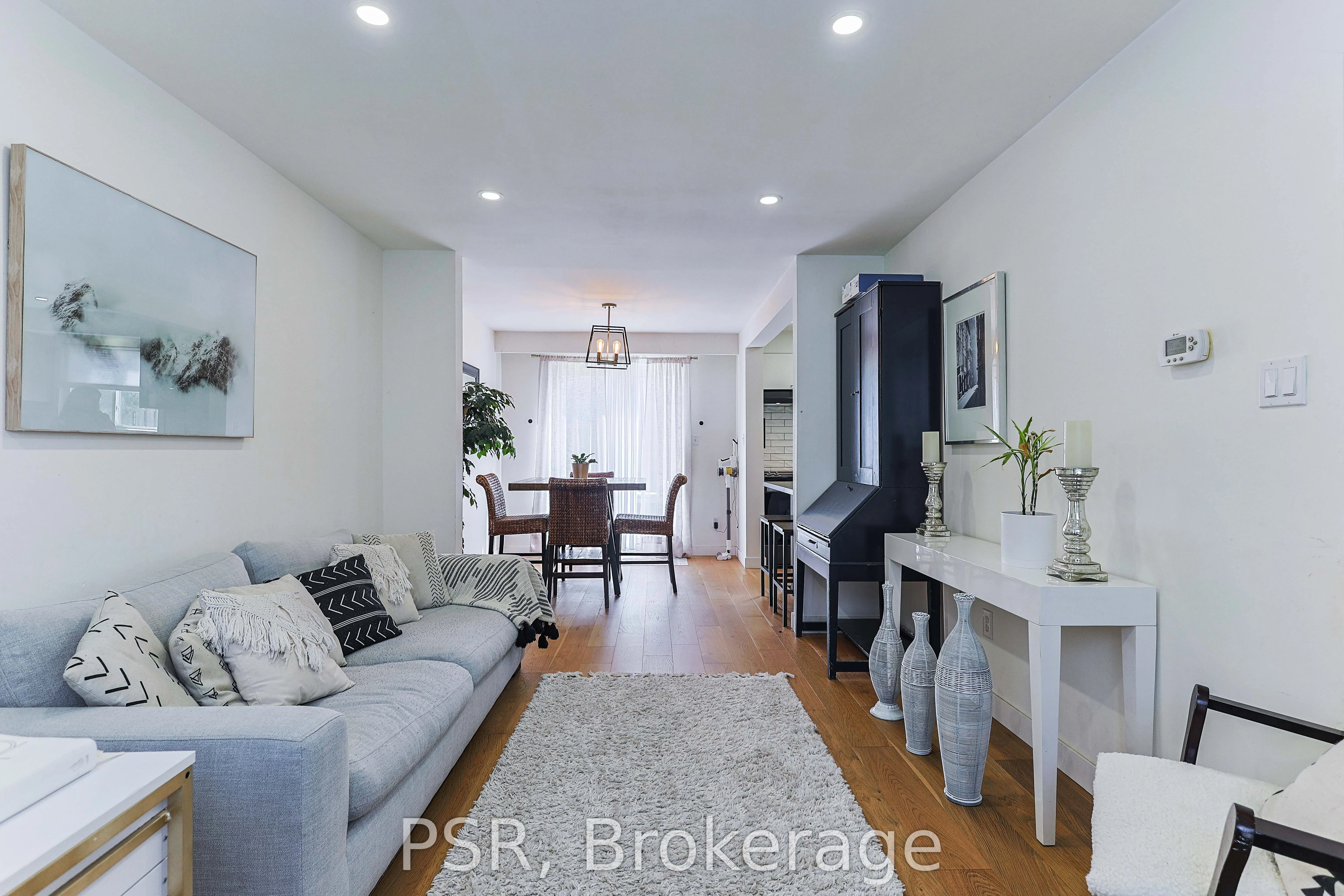 5475 Lakeshore Road #54