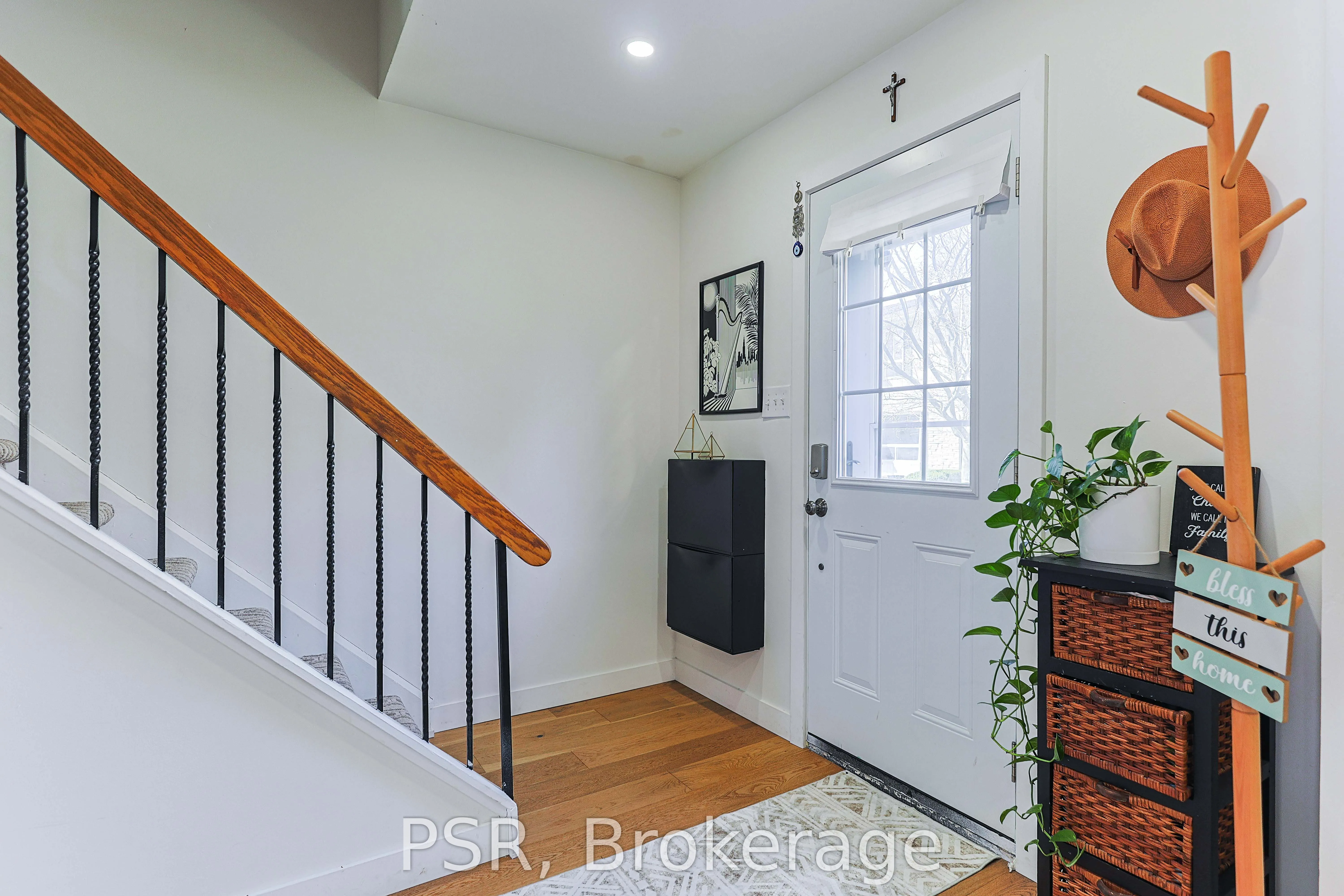 5475 Lakeshore Road #54