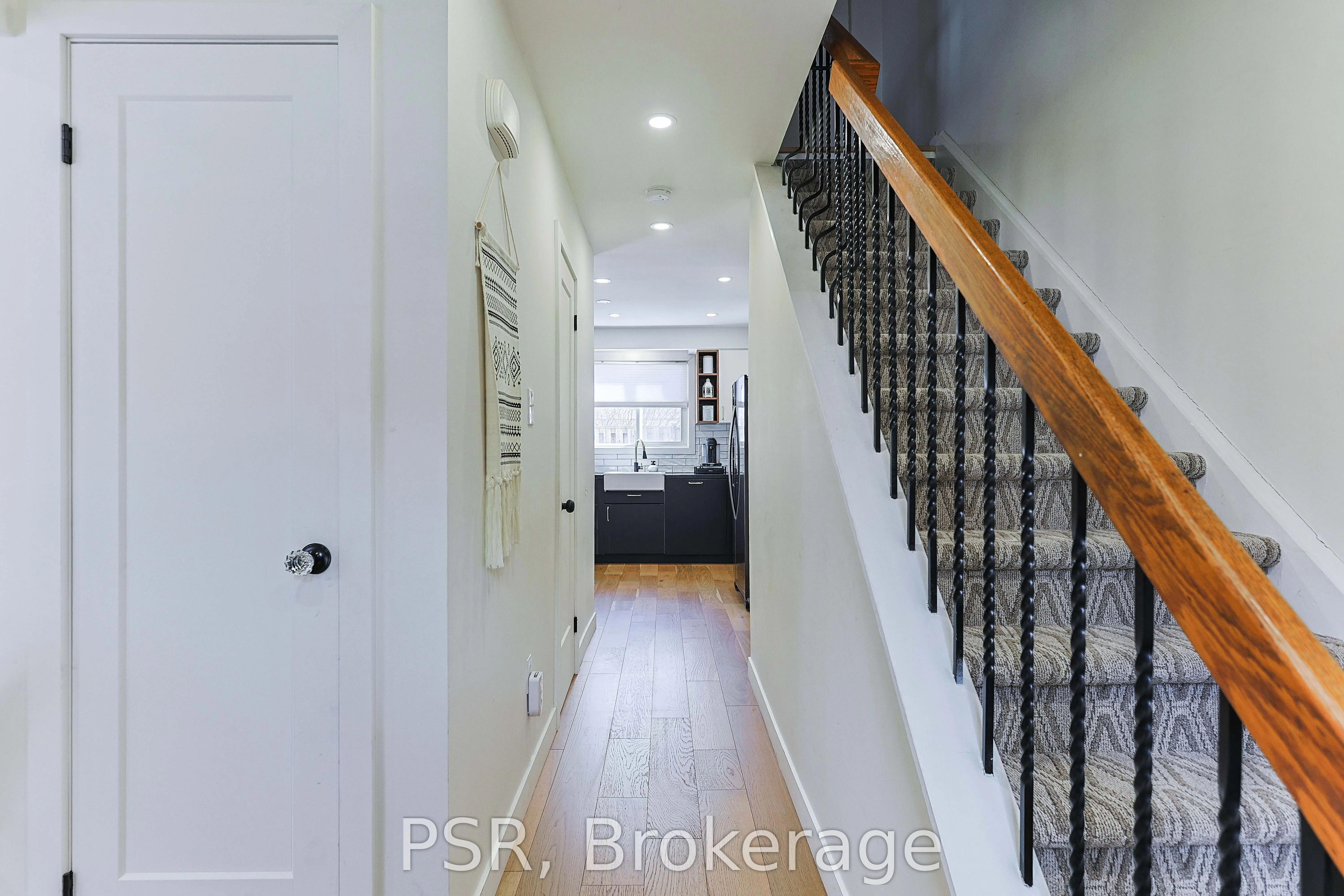 5475 Lakeshore Road #54