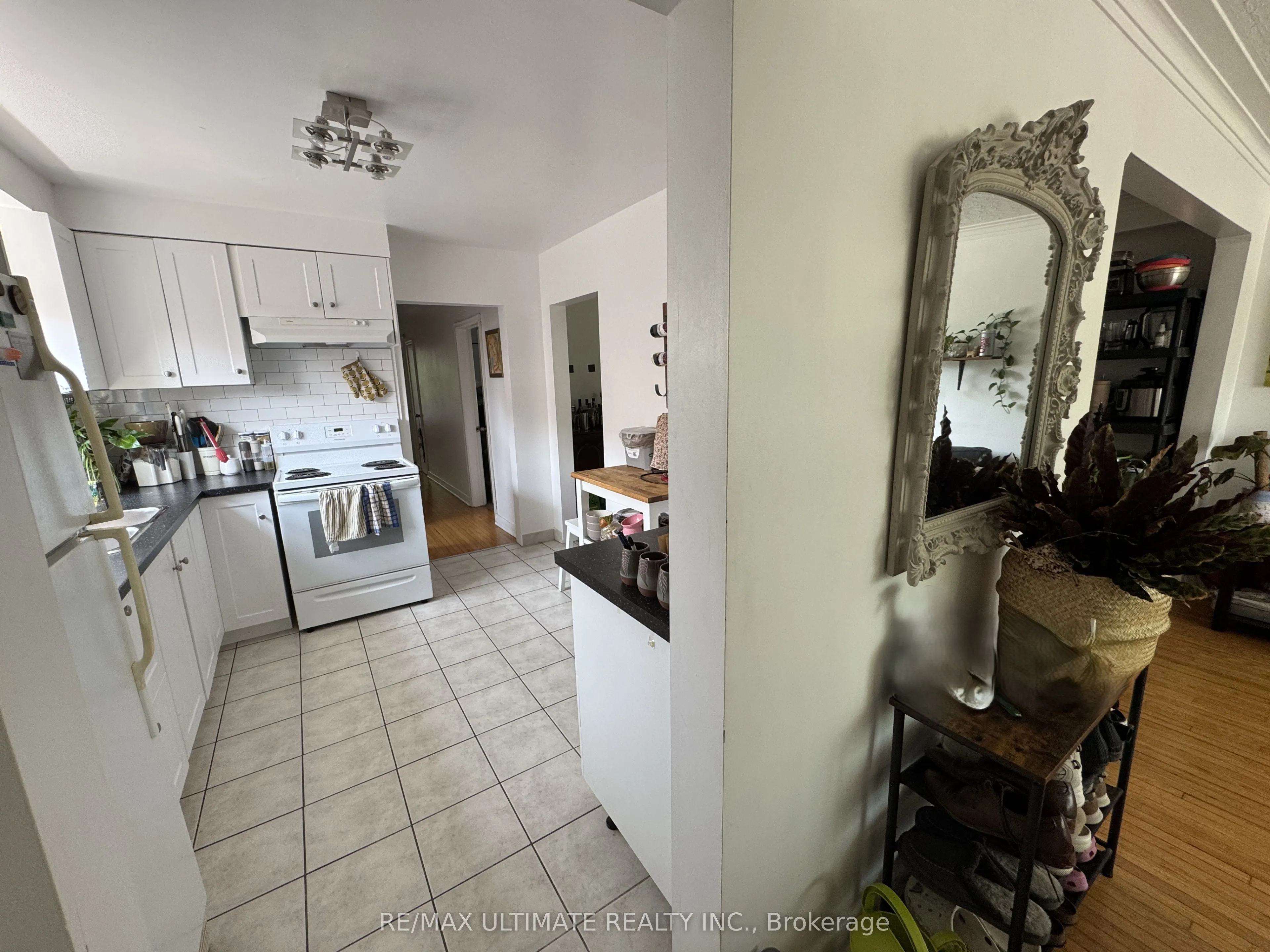 468 Ridelle Avenue, #Main