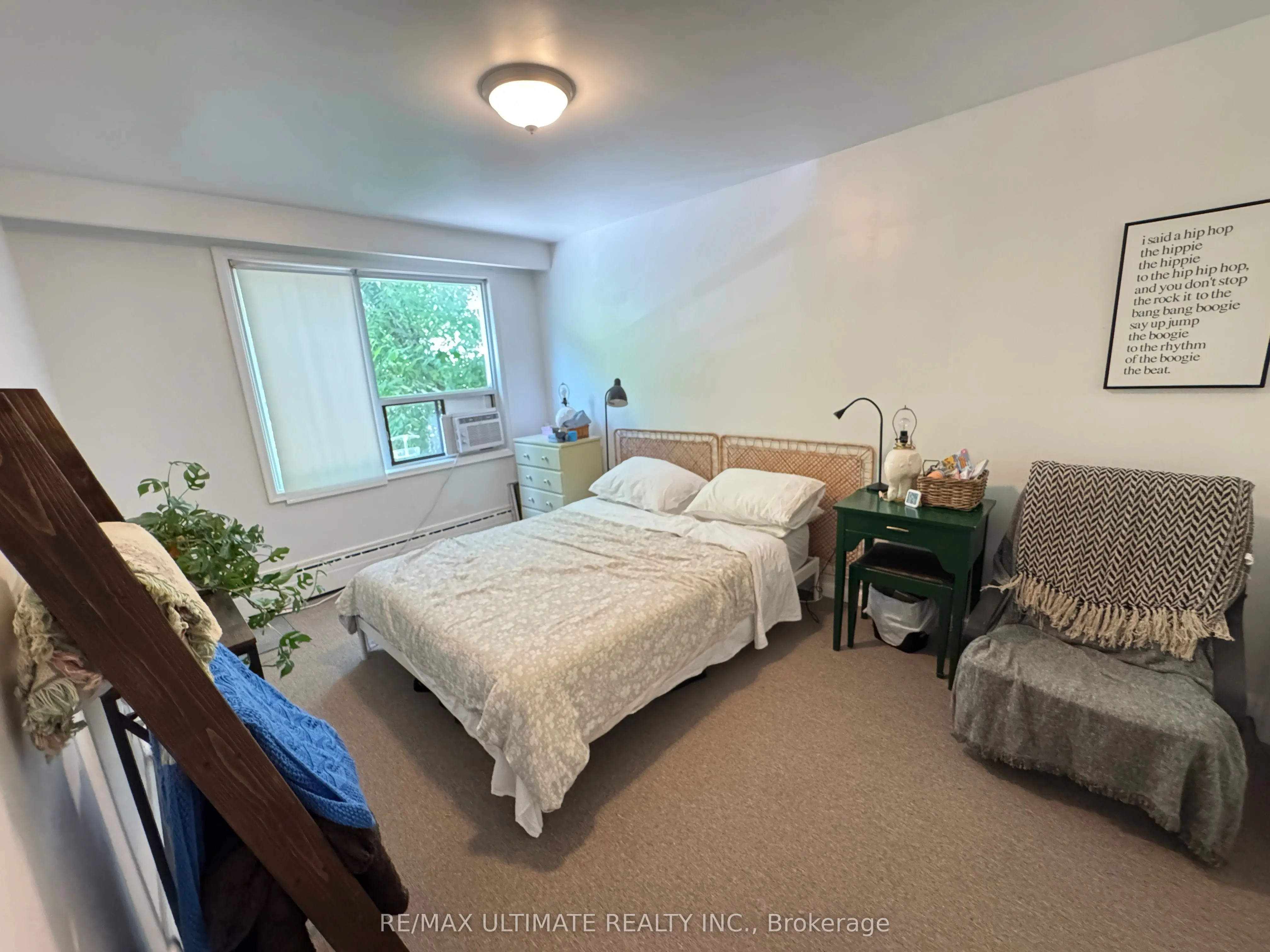 468 Ridelle Avenue, #Main