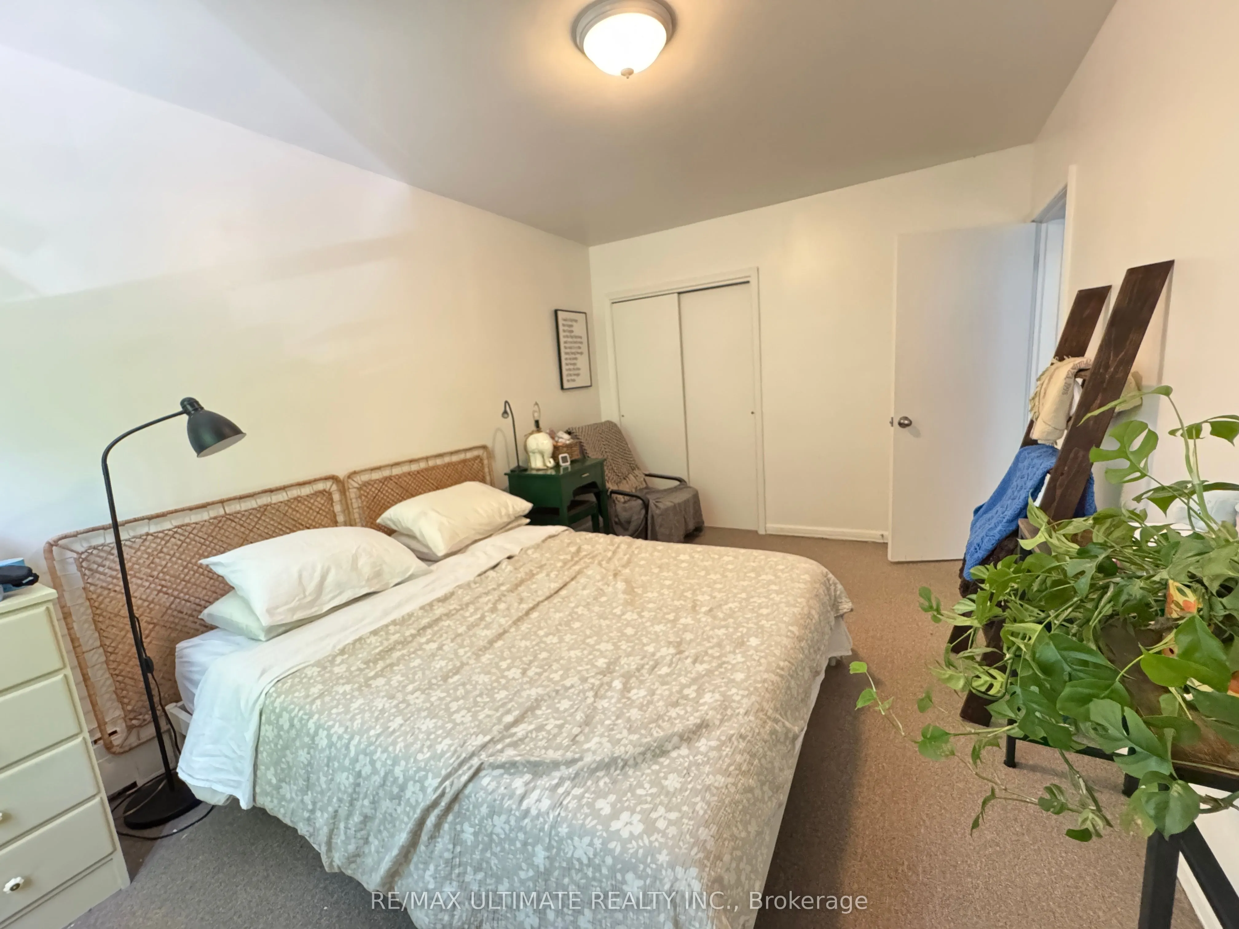 468 Ridelle Avenue, #Main