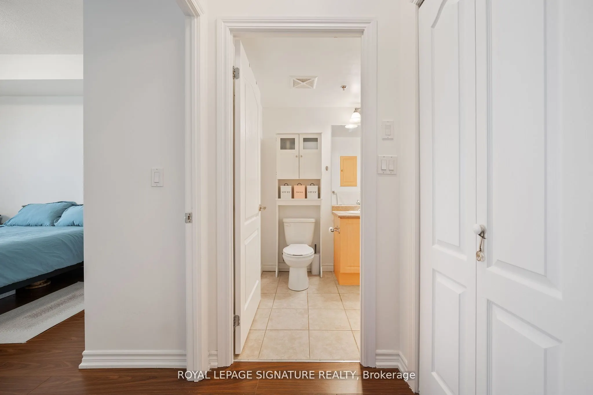 810 Scollard Court, #1003