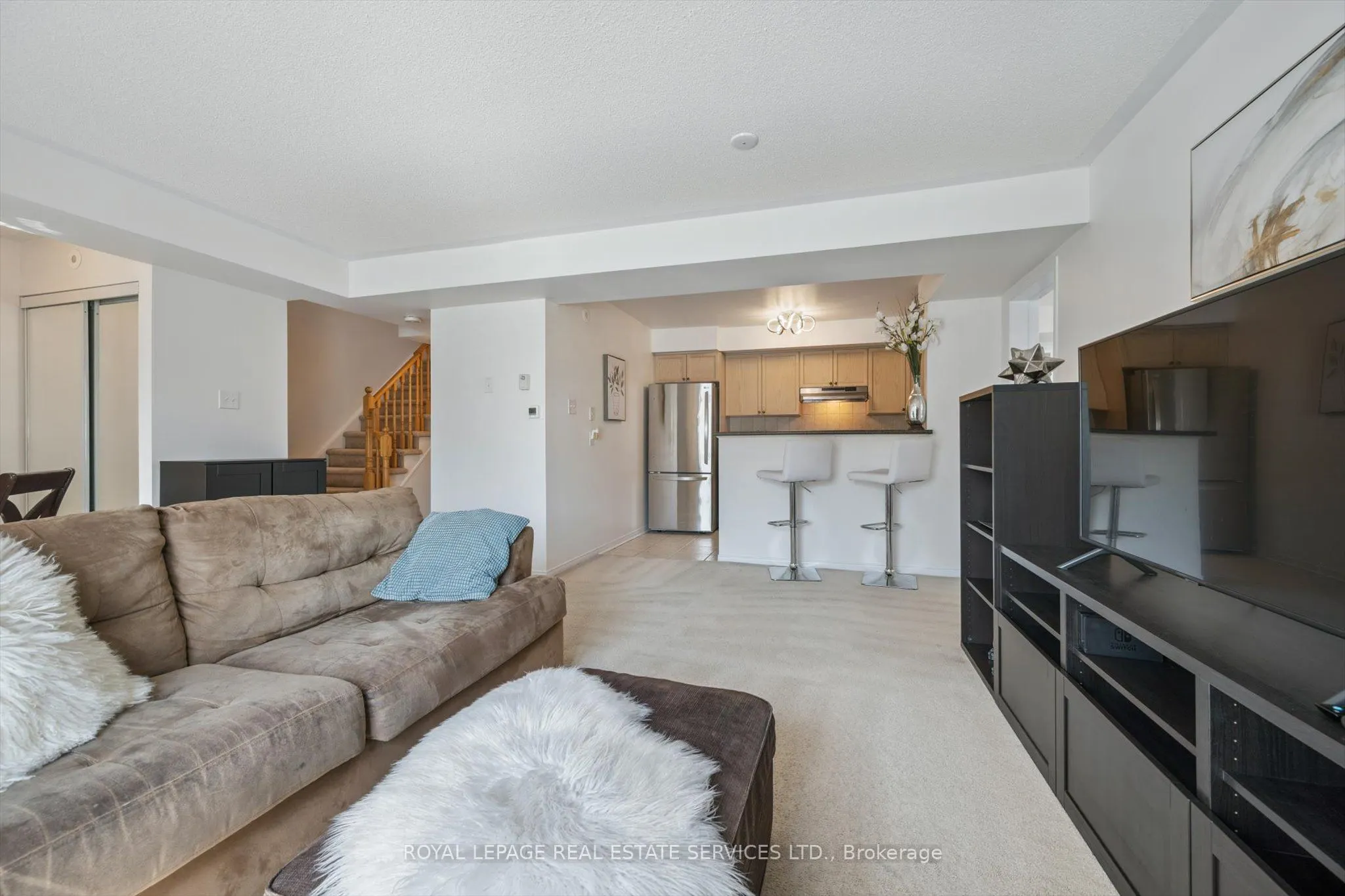 4975 Southampton Drive, #325
