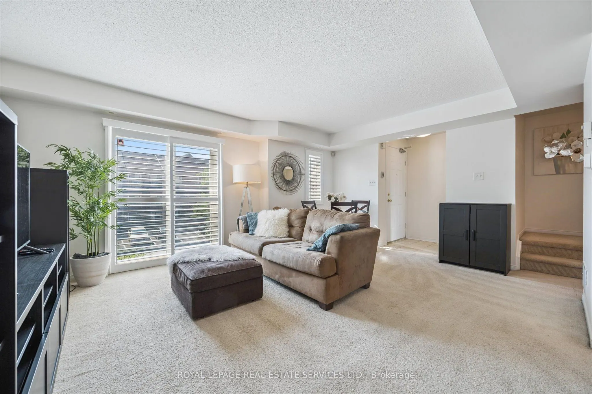 4975 Southampton Drive, #325
