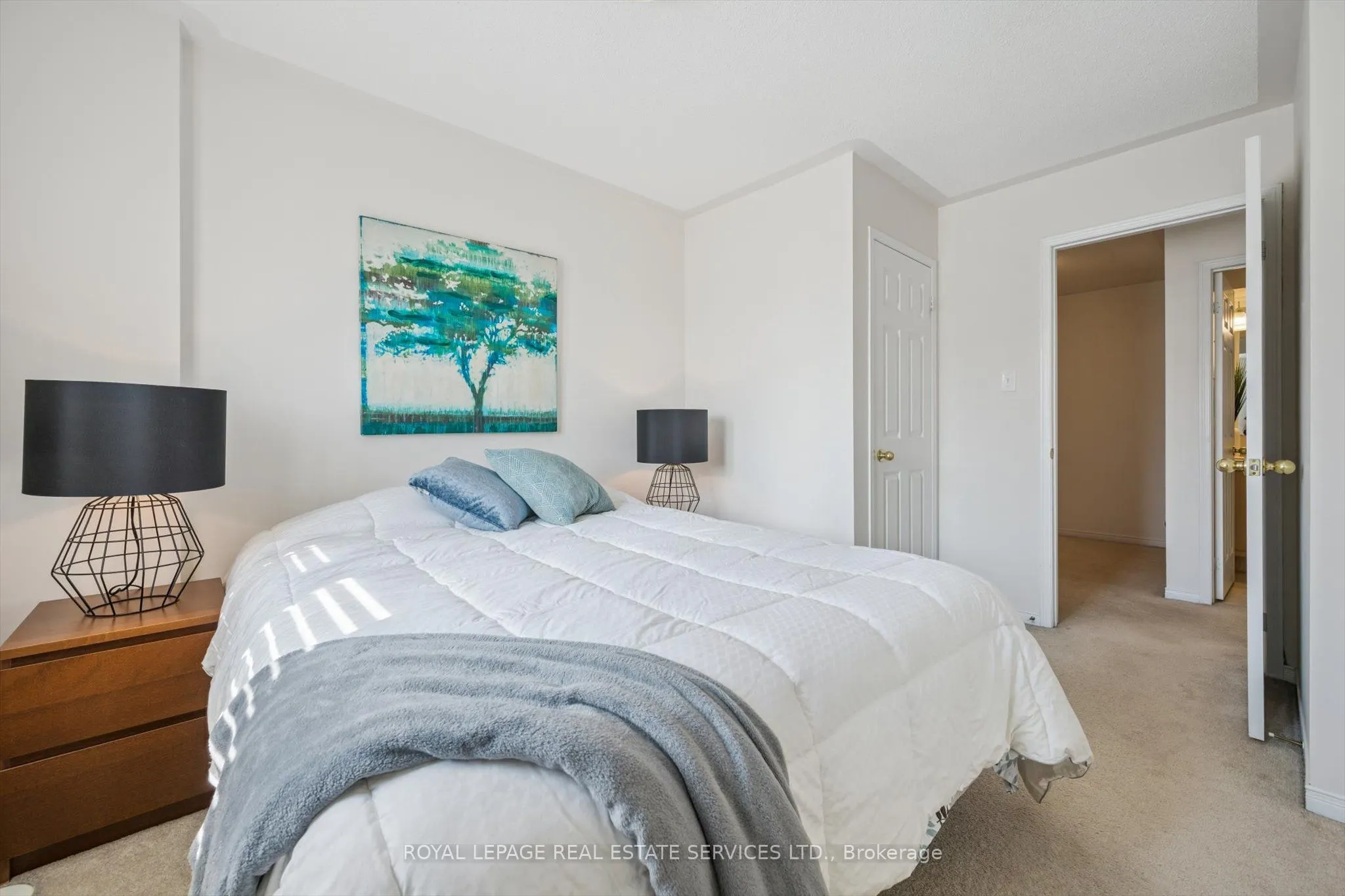 4975 Southampton Drive, #325