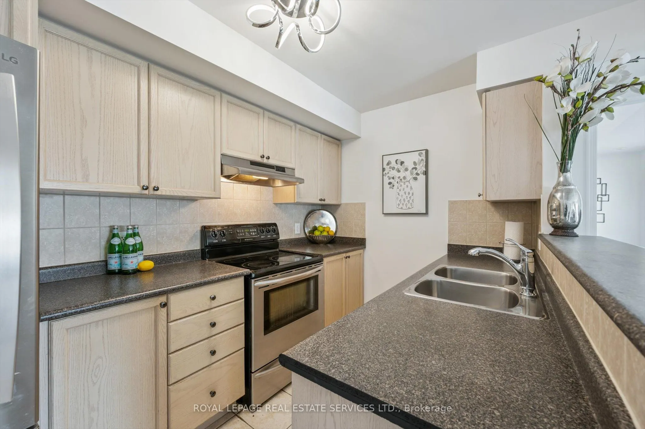 4975 Southampton Drive, #325