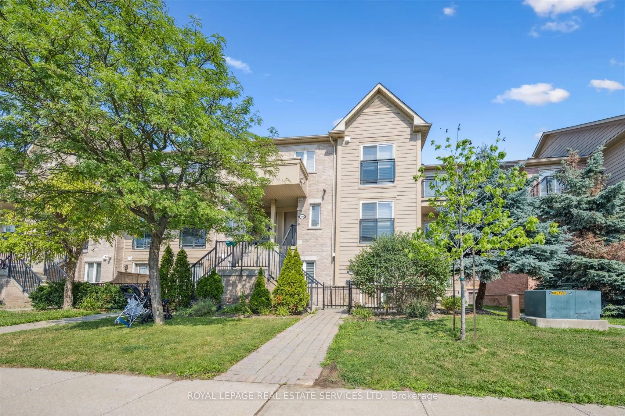4975 Southampton Drive, #325