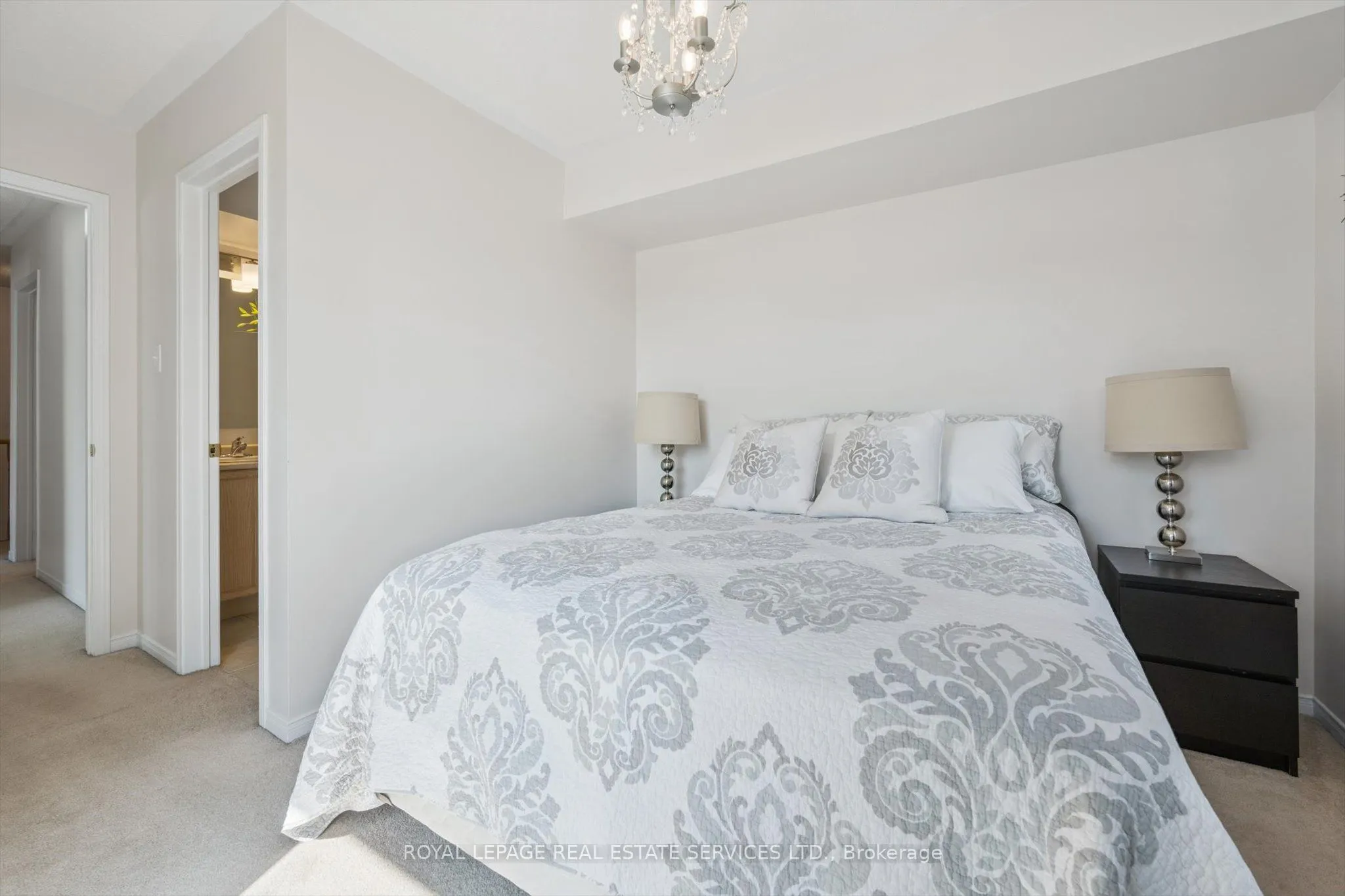 4975 Southampton Drive, #325