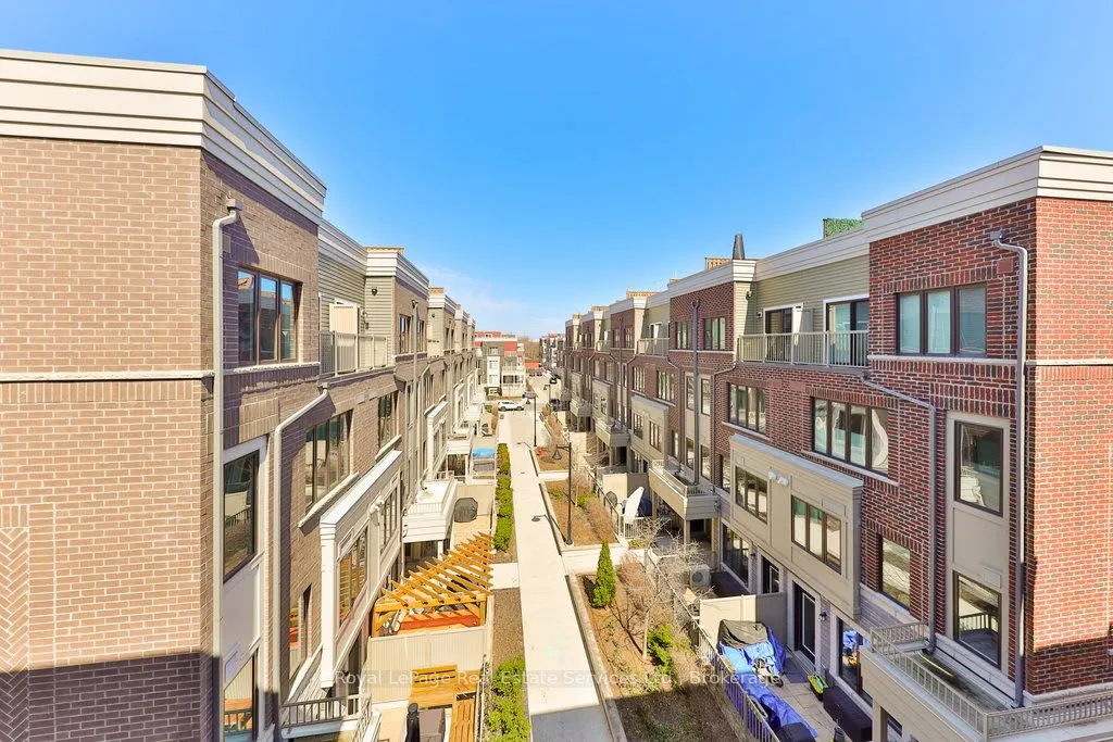 3580 Lake Shore Boulevard W, #14