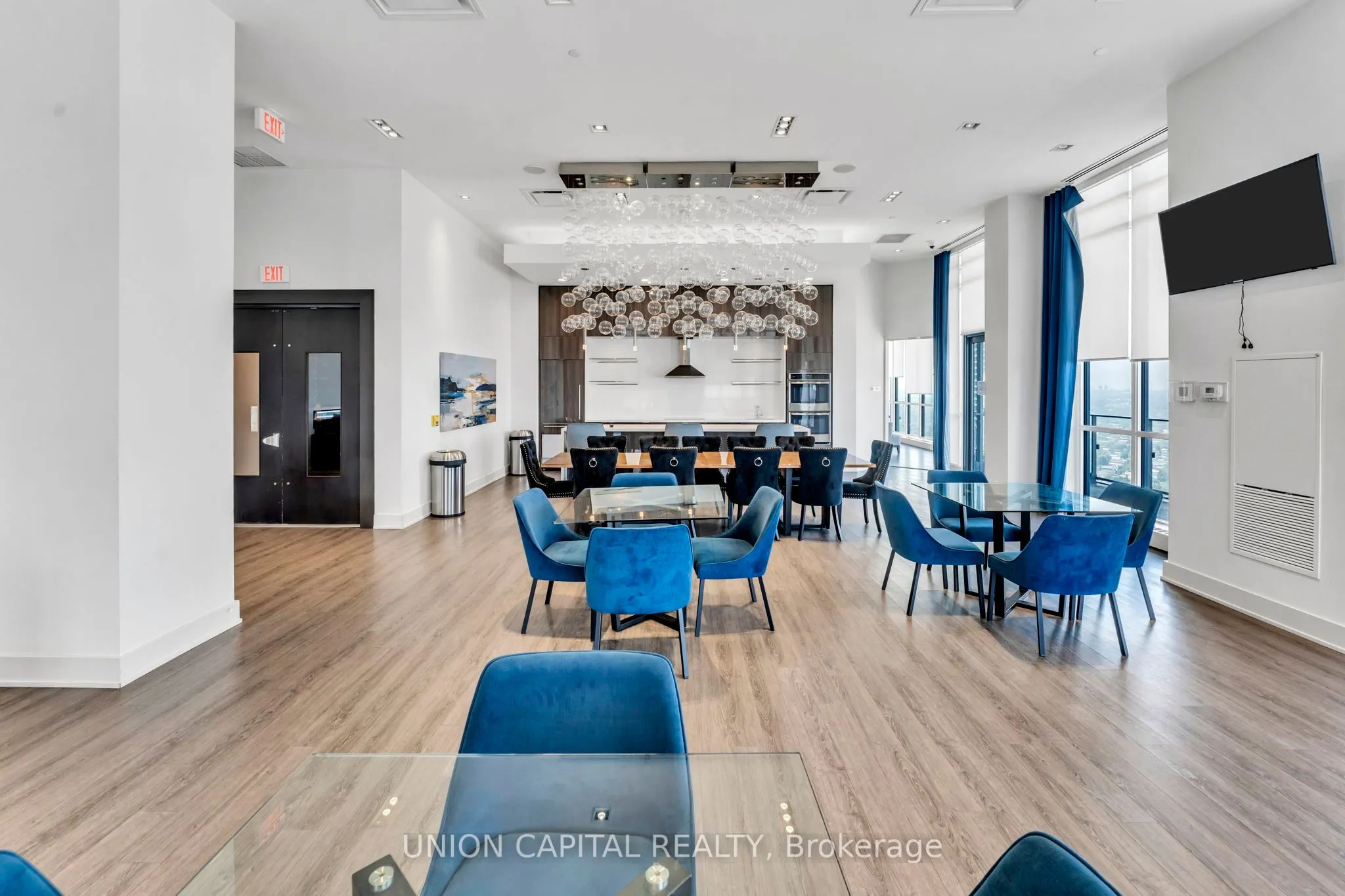 10 Parklawn Road, #1305