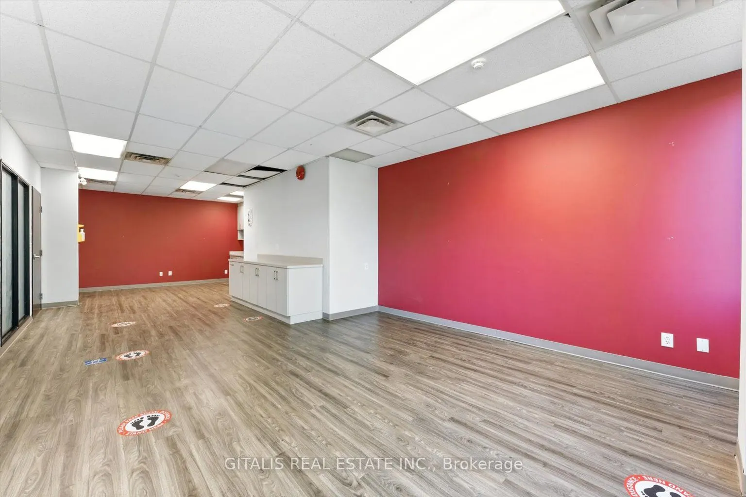 1599 Hurontario Street, #300