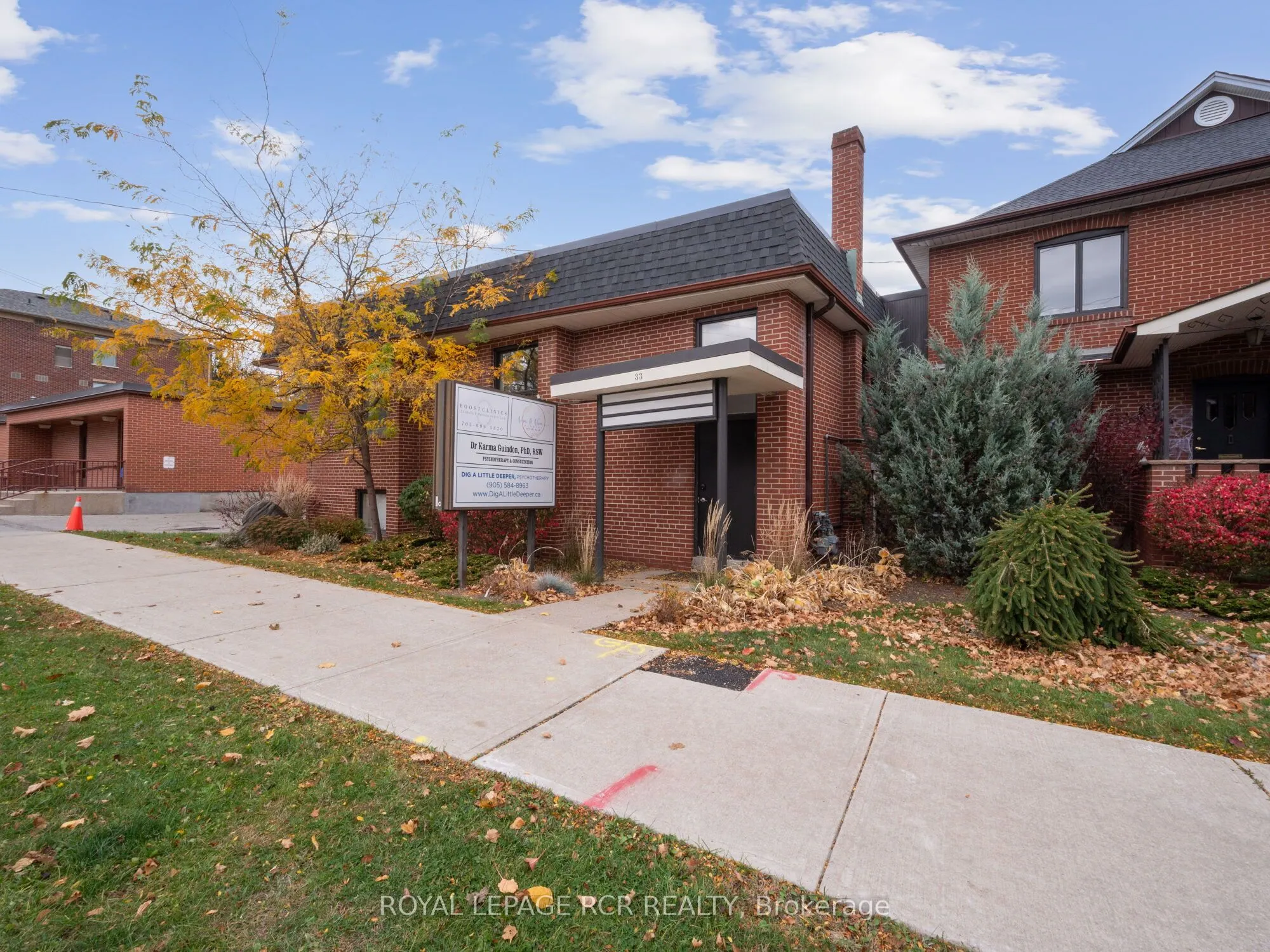 33 King Street W, #West Side Lower