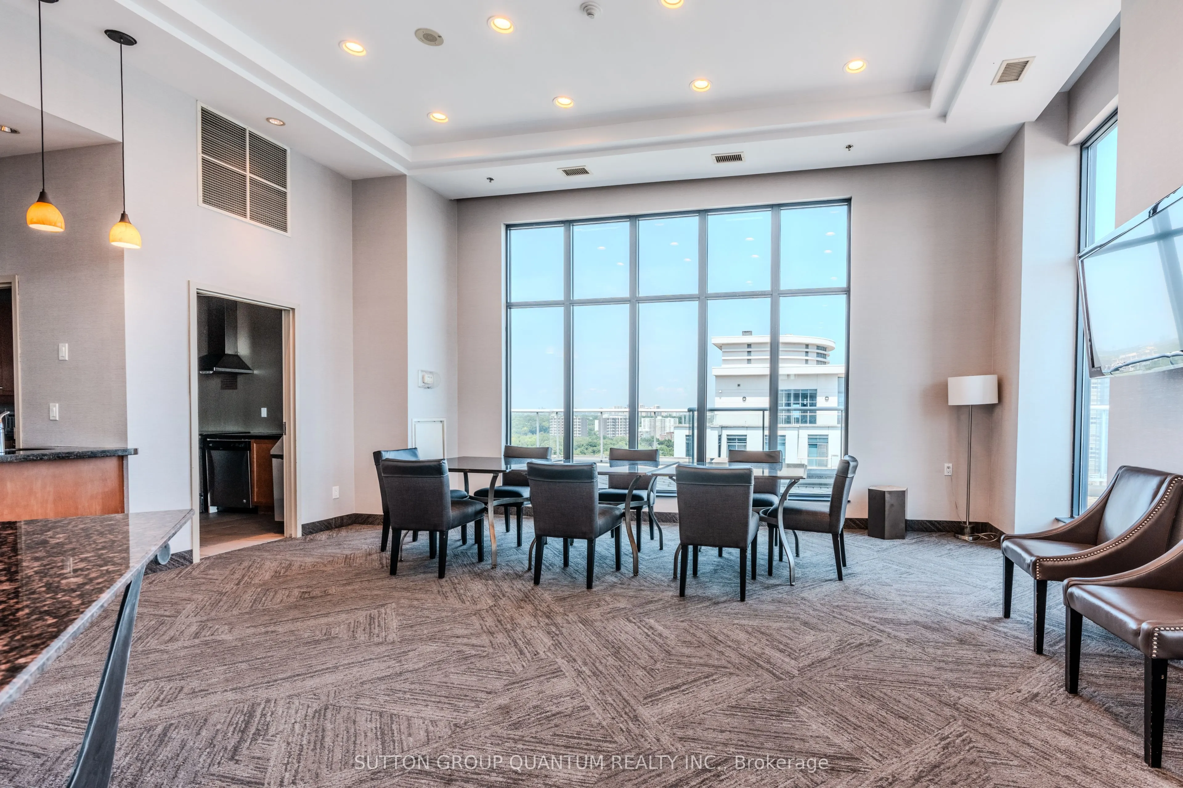 2087 Lake Shore Boulevard W, #706