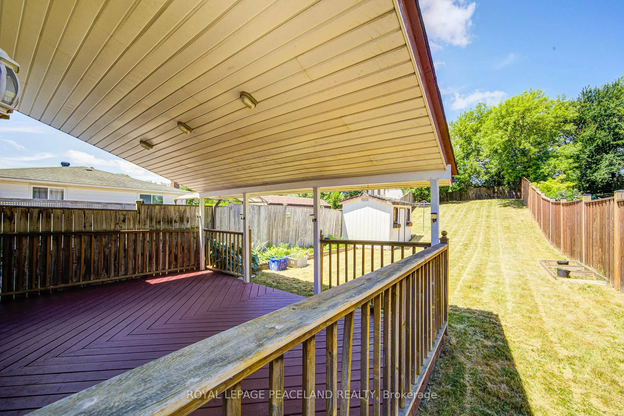 718 Eaglemount Crescent