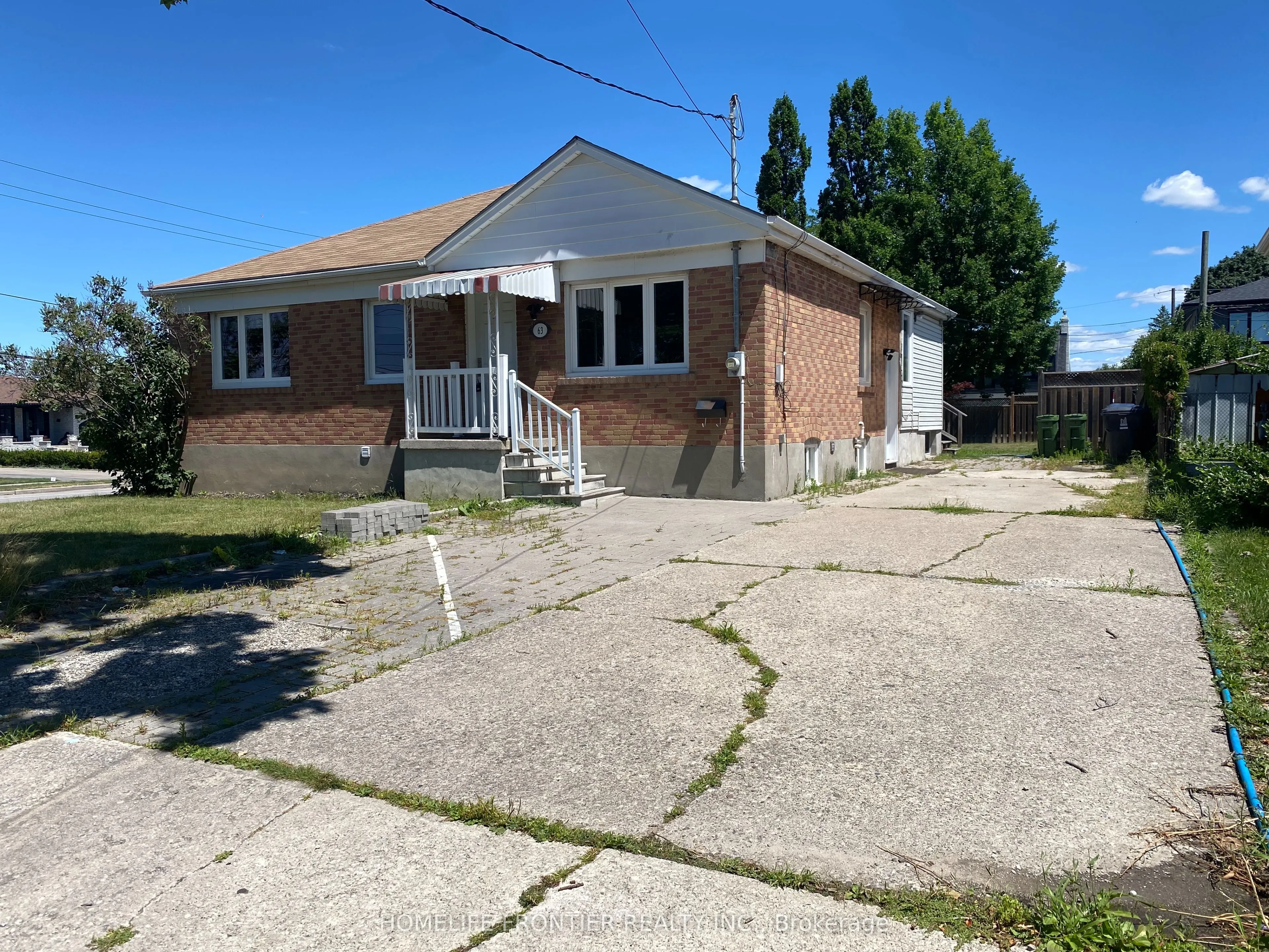 63 Lockerbie Avenue, #Main Floor