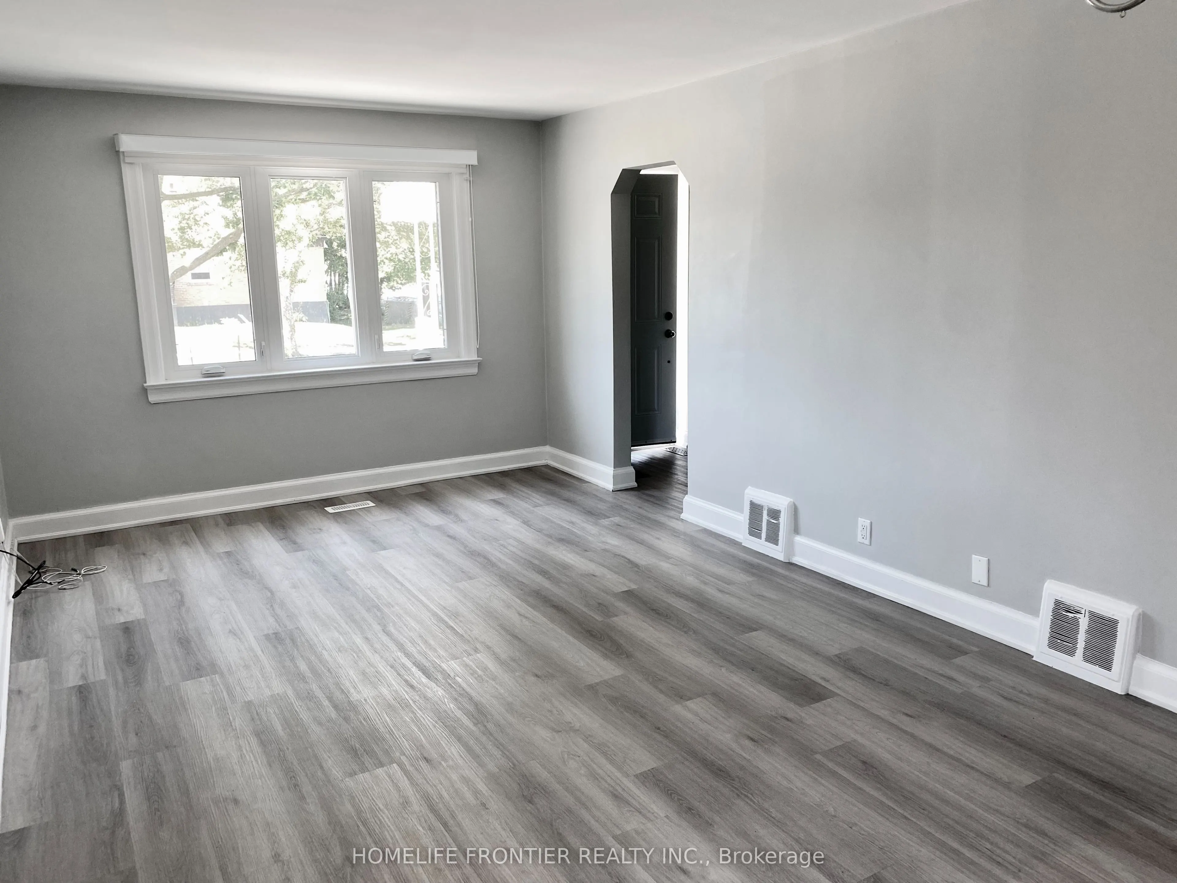 63 Lockerbie Avenue, #Main Floor