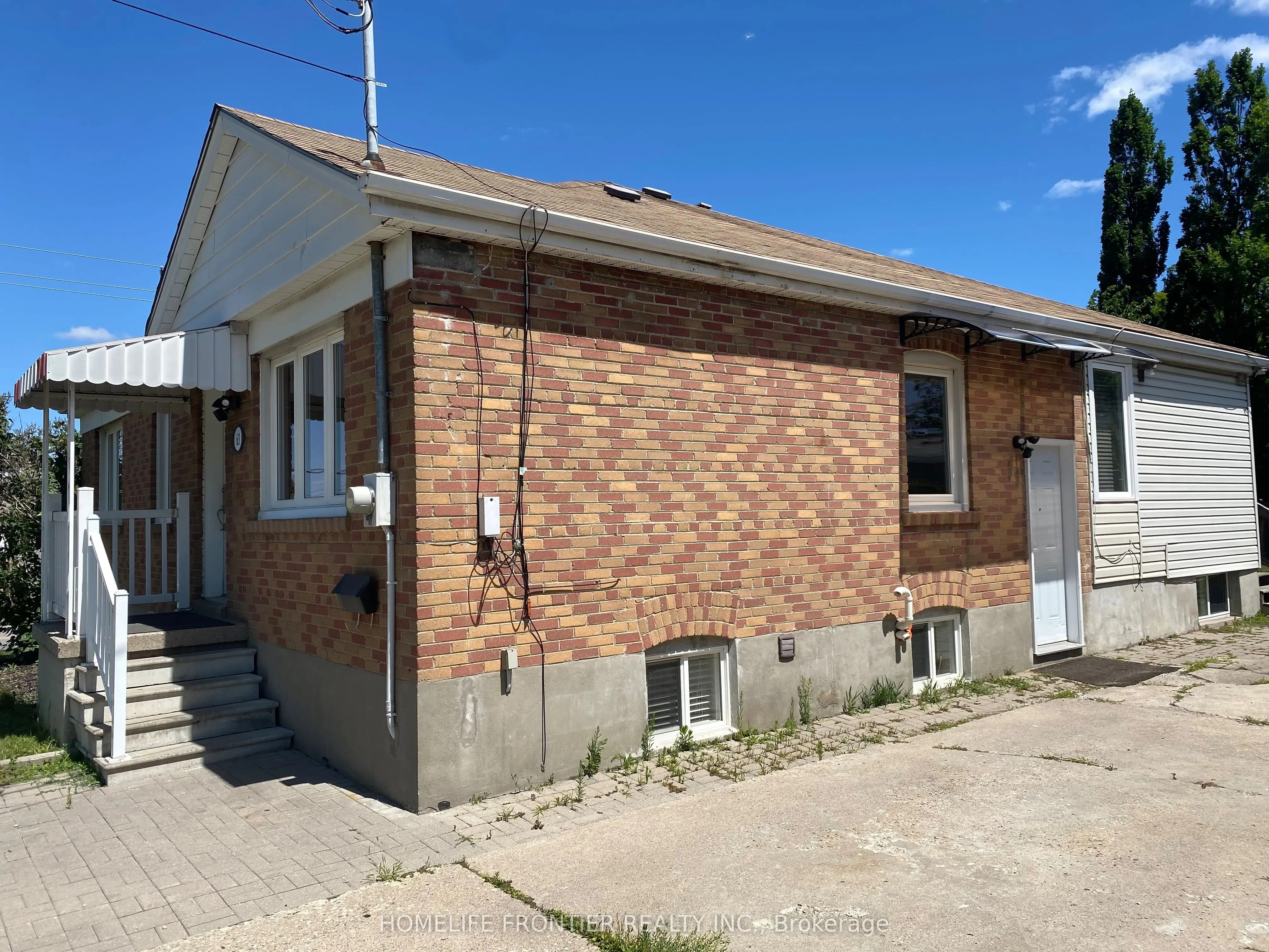 63 Lockerbie Avenue, #Main Floor