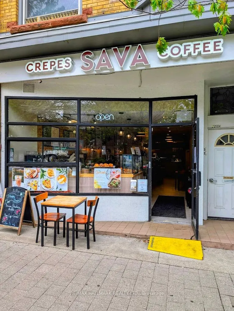 221 Roncesvalles Avenue