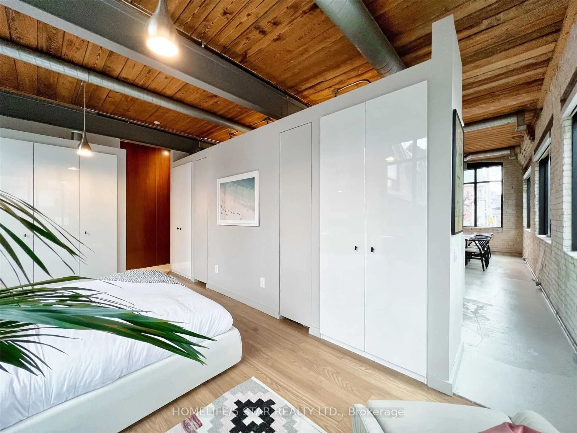1 Columbus Avenue, #101