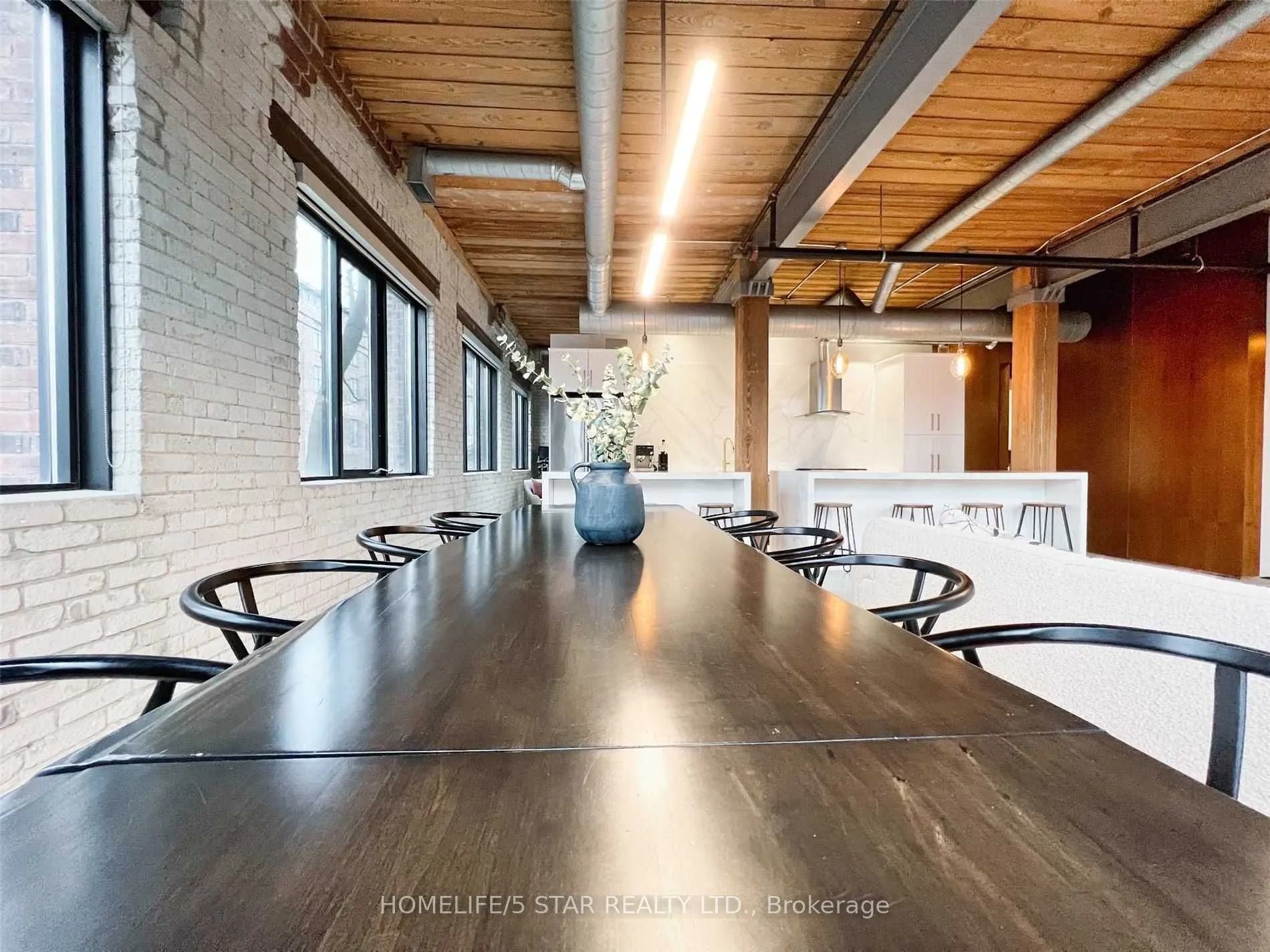 1 Columbus Avenue, #101