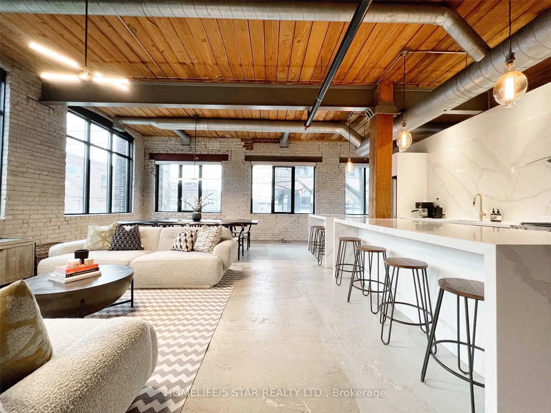 1 Columbus Avenue, #101