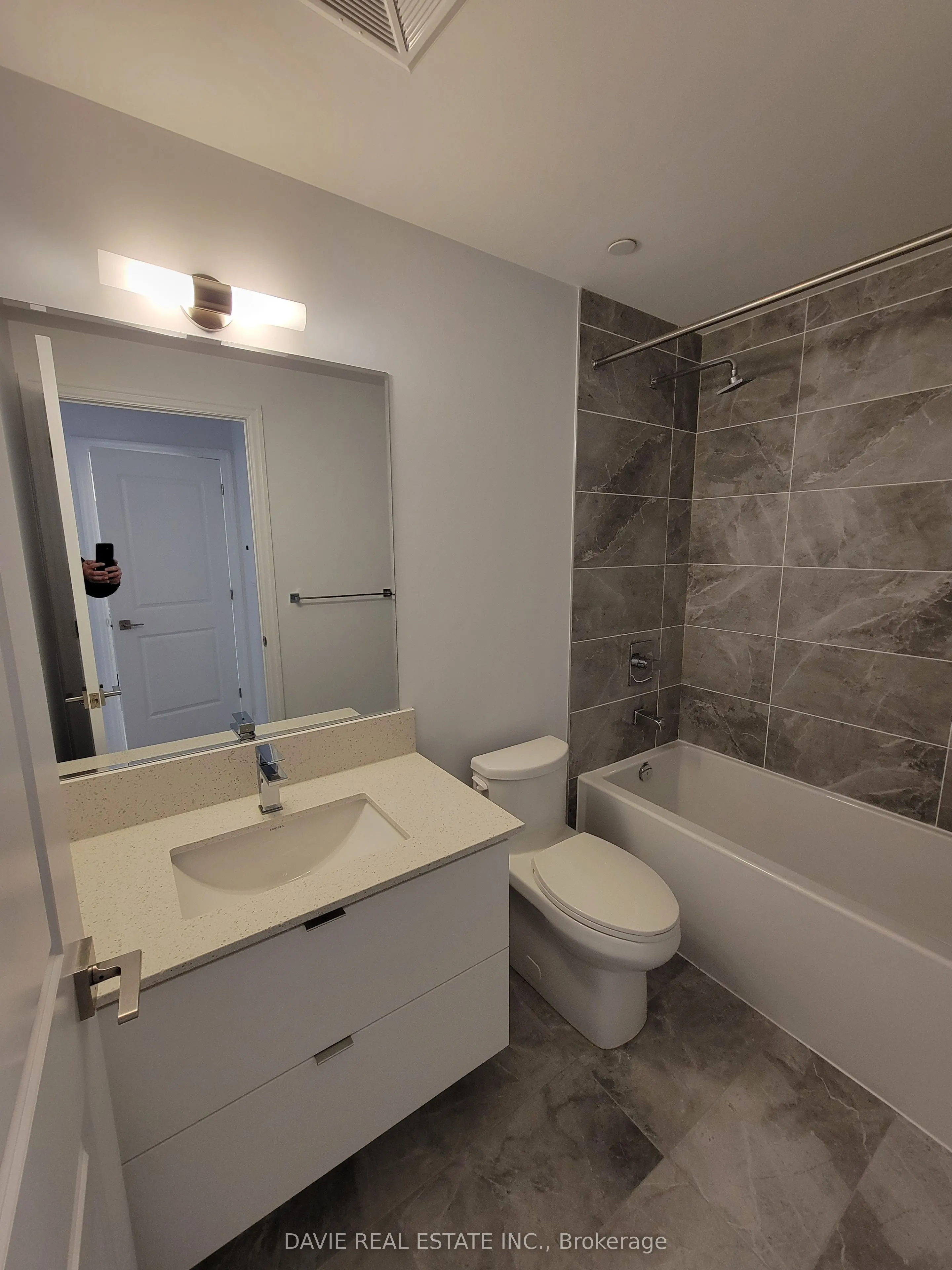 30 Elm Drive W, #308
