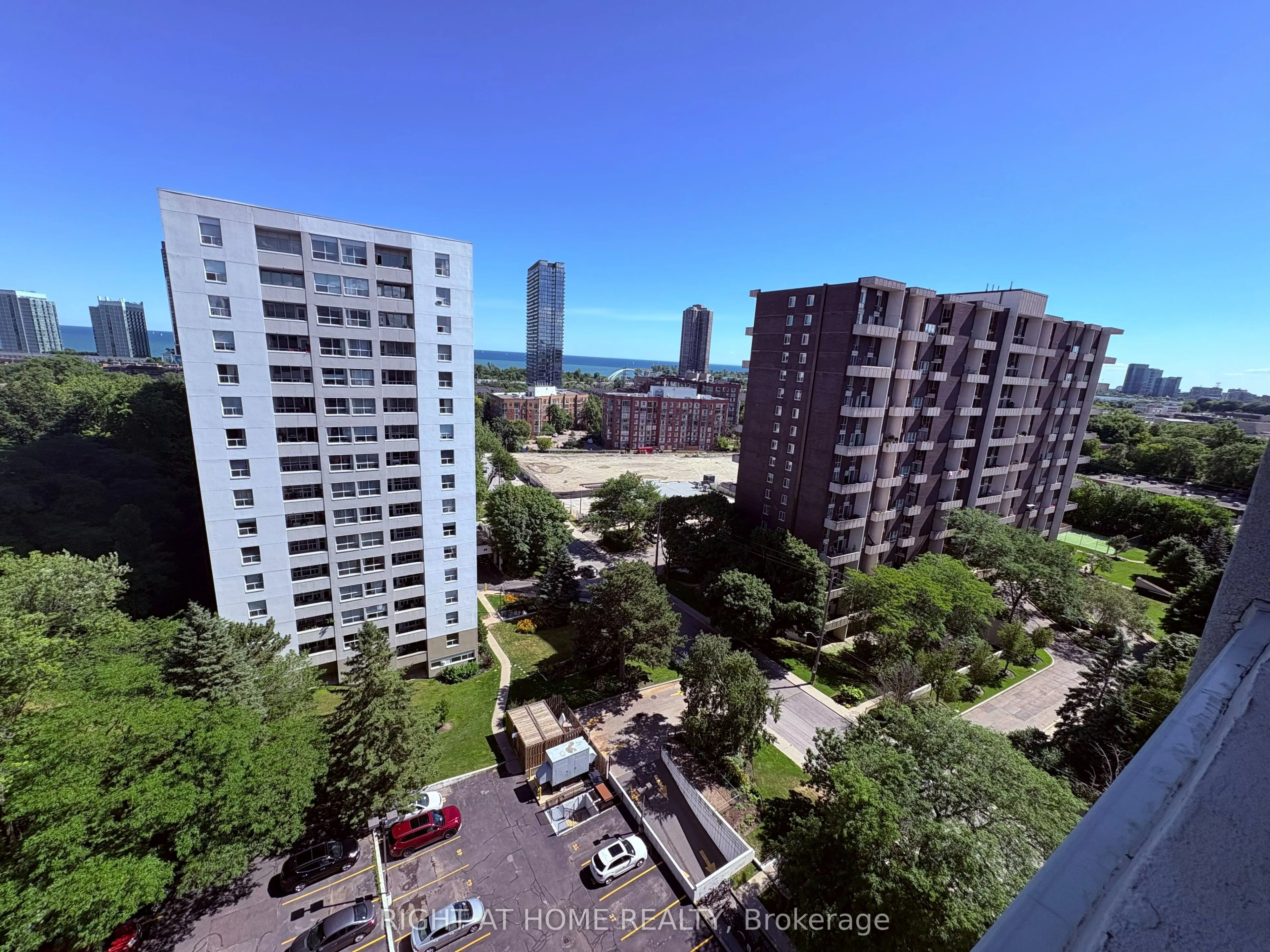 65 Southport Street, #1508