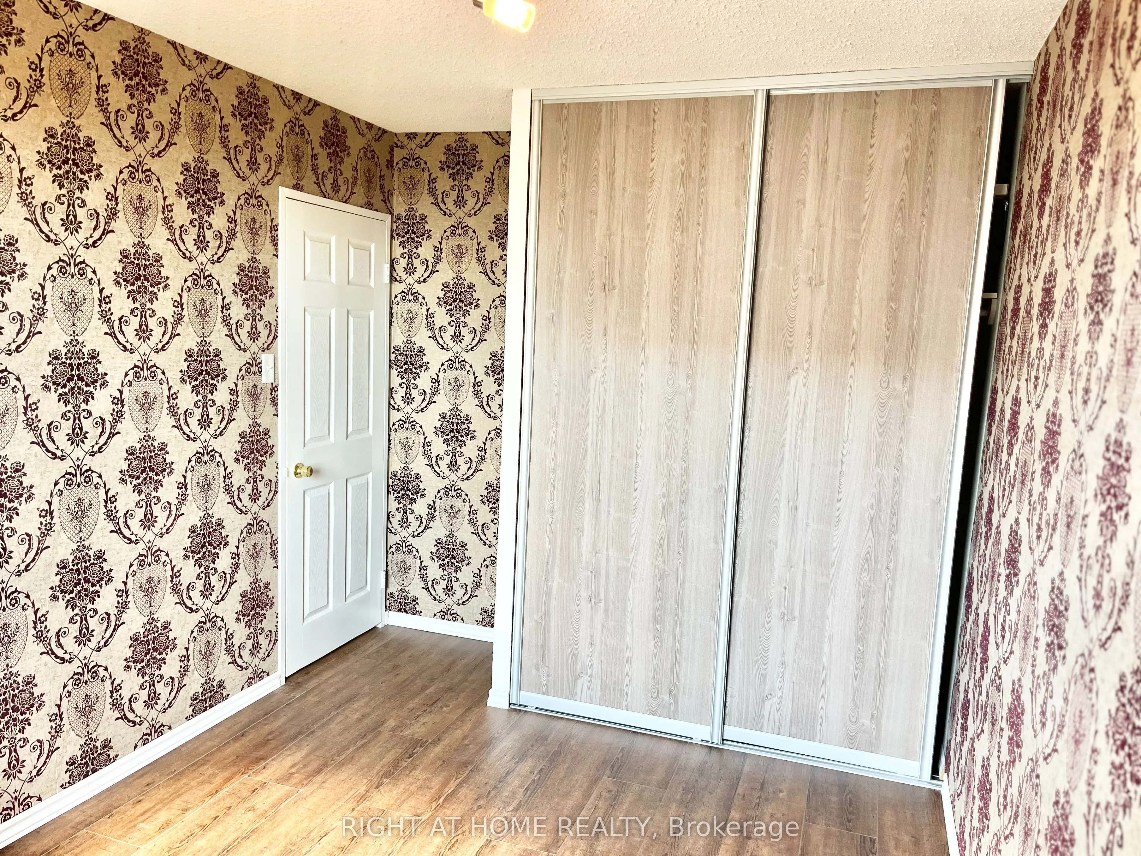 65 Southport Street, #1508