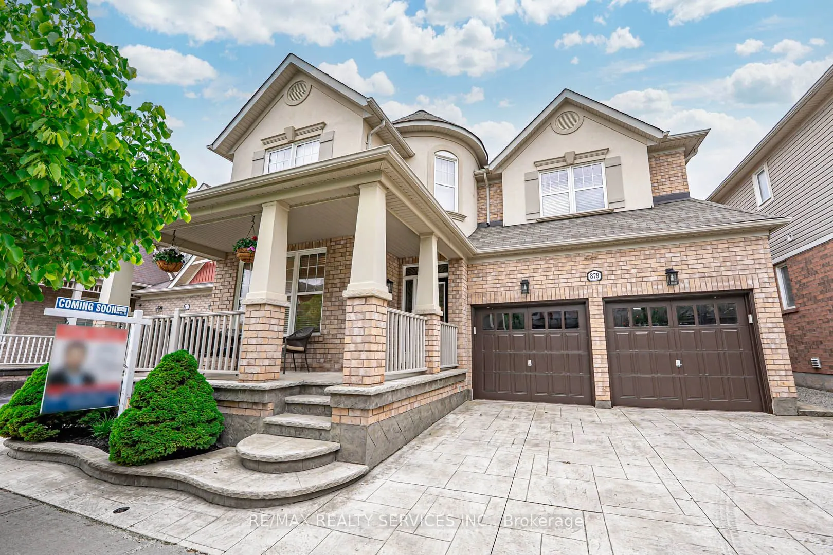 879 Etherington Way