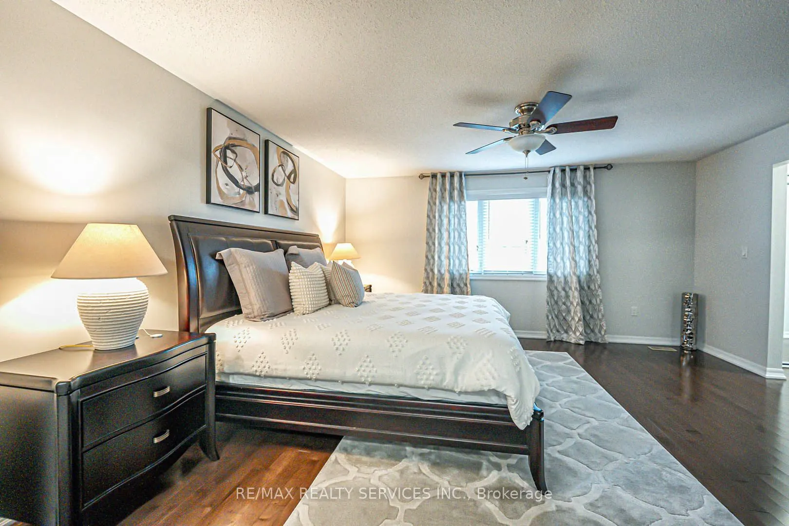 879 Etherington Way