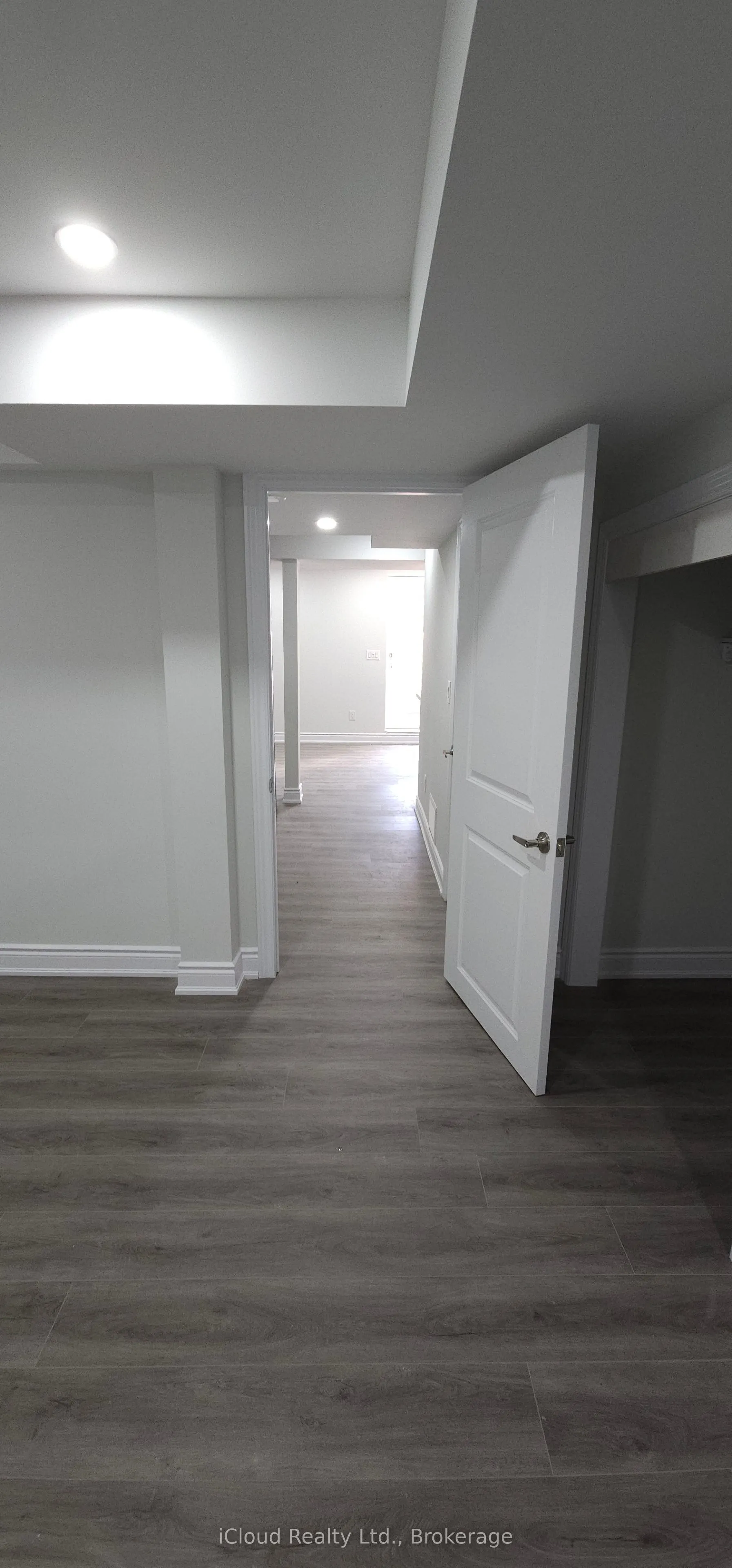 1133 Windbrook Grove